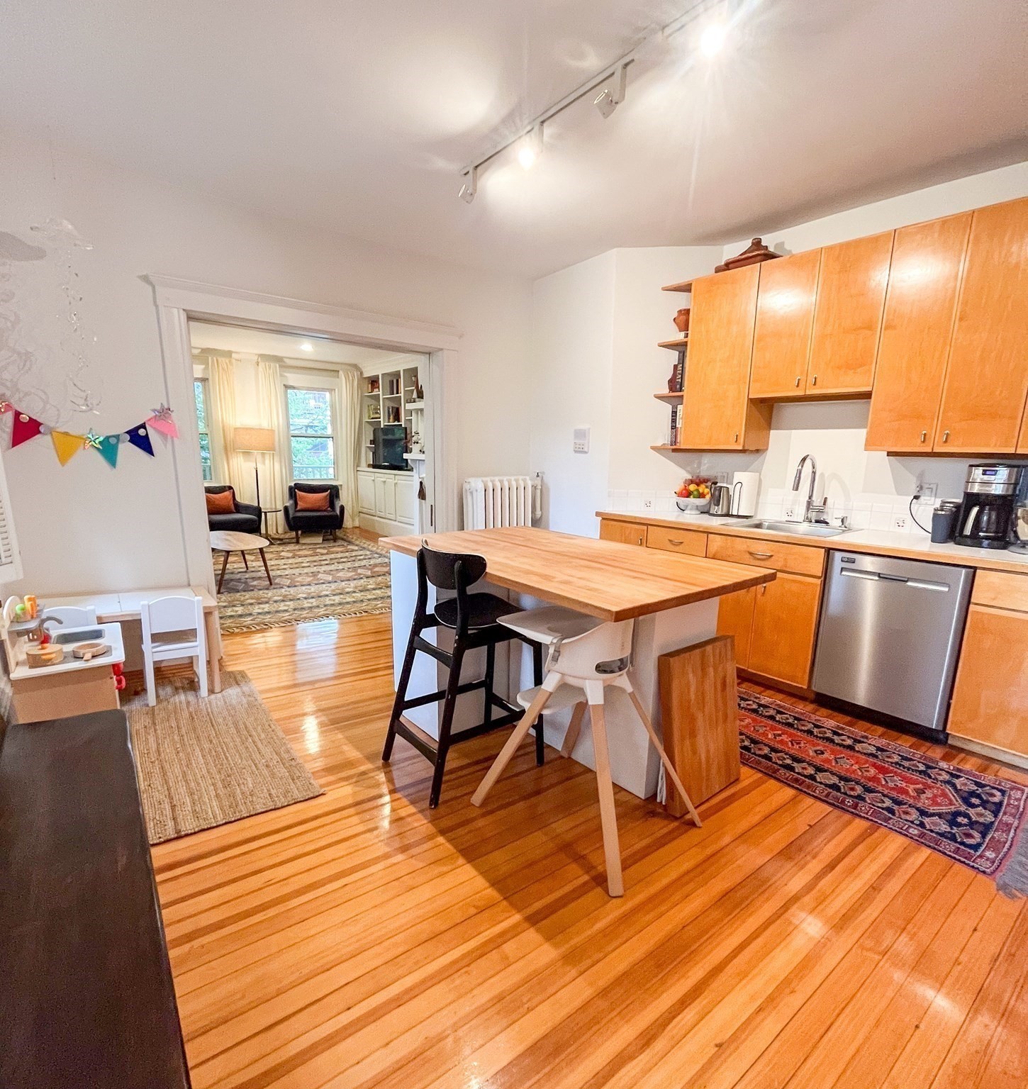 35 William St # 2