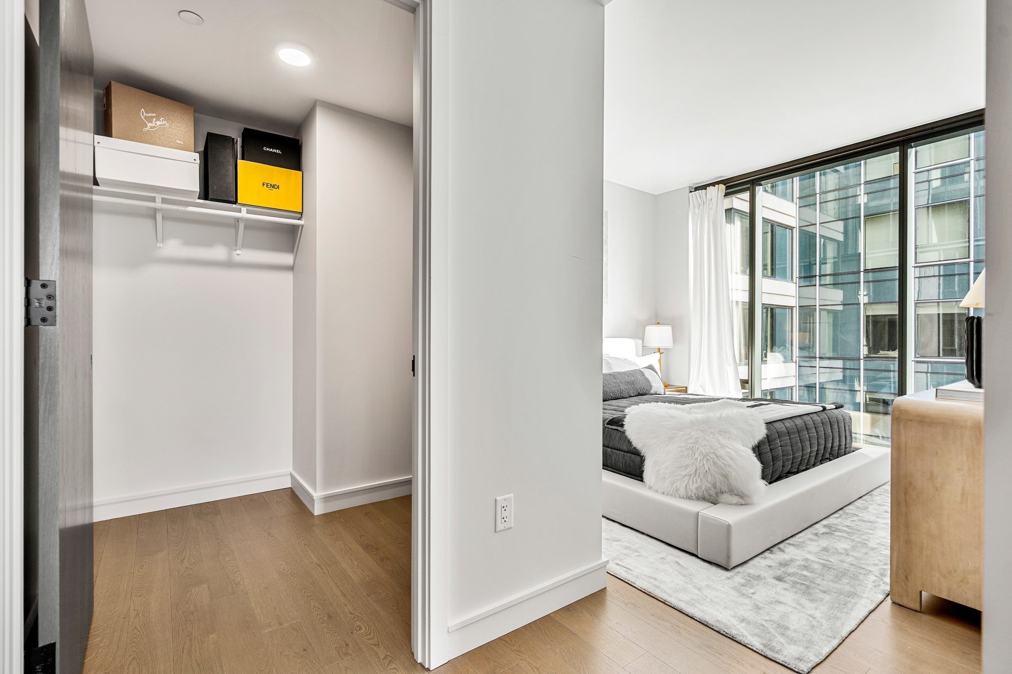 55 Lagrange St Unit: PH21B