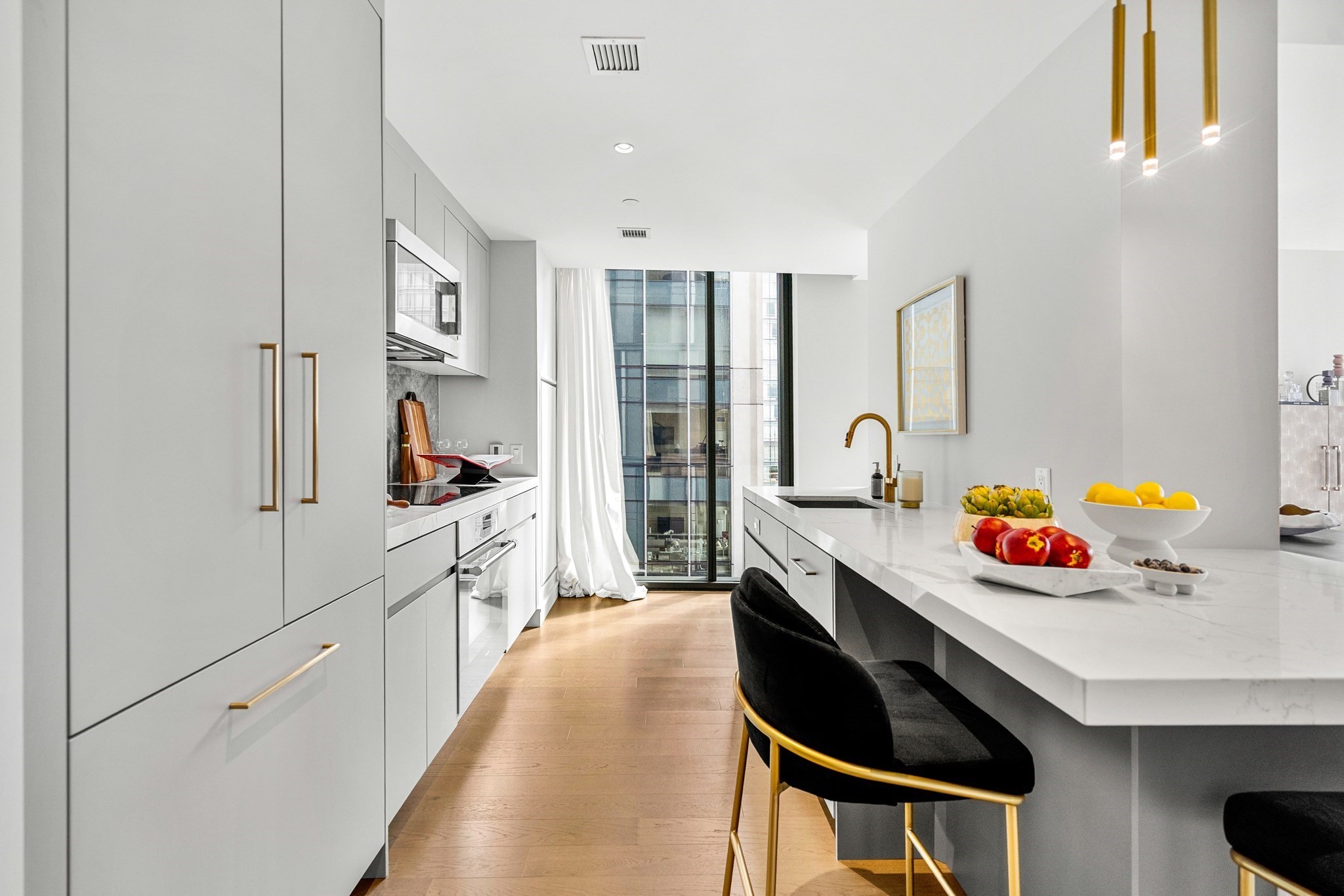 55 Lagrange St Unit: PH21B