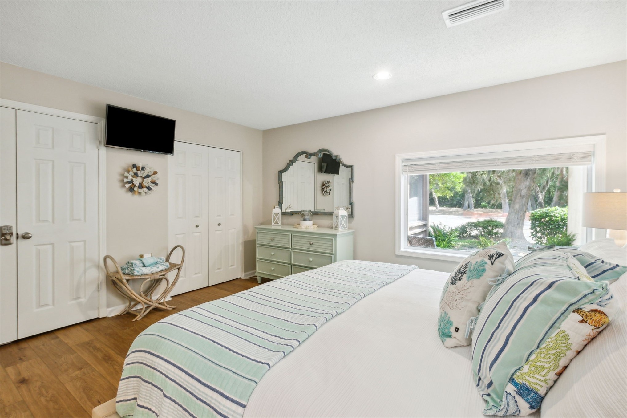 3304 SEA MARSH ROAD 3304