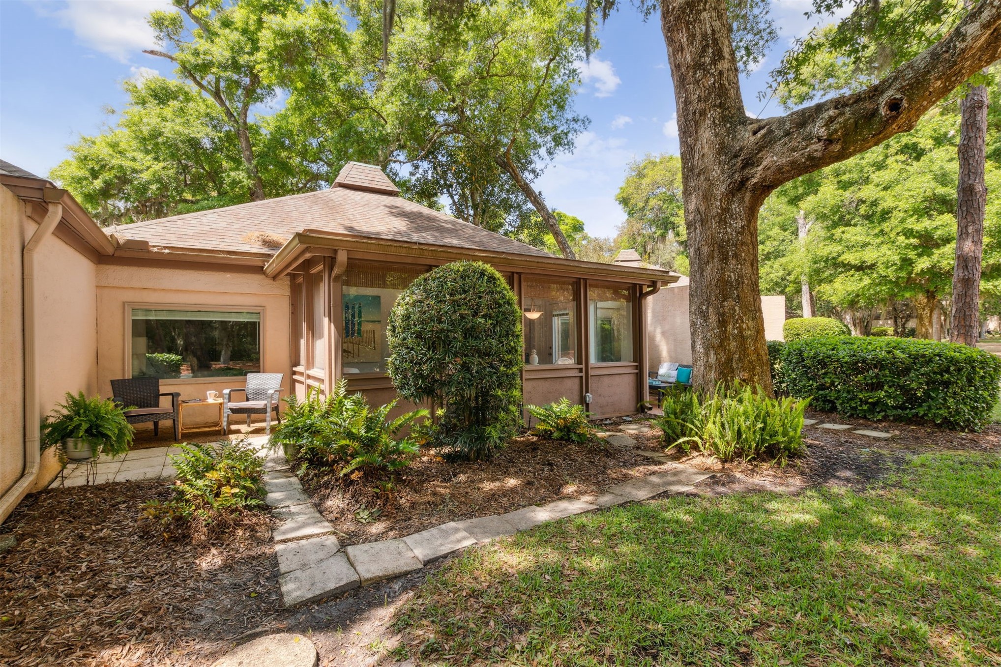 3304 SEA MARSH ROAD 3304