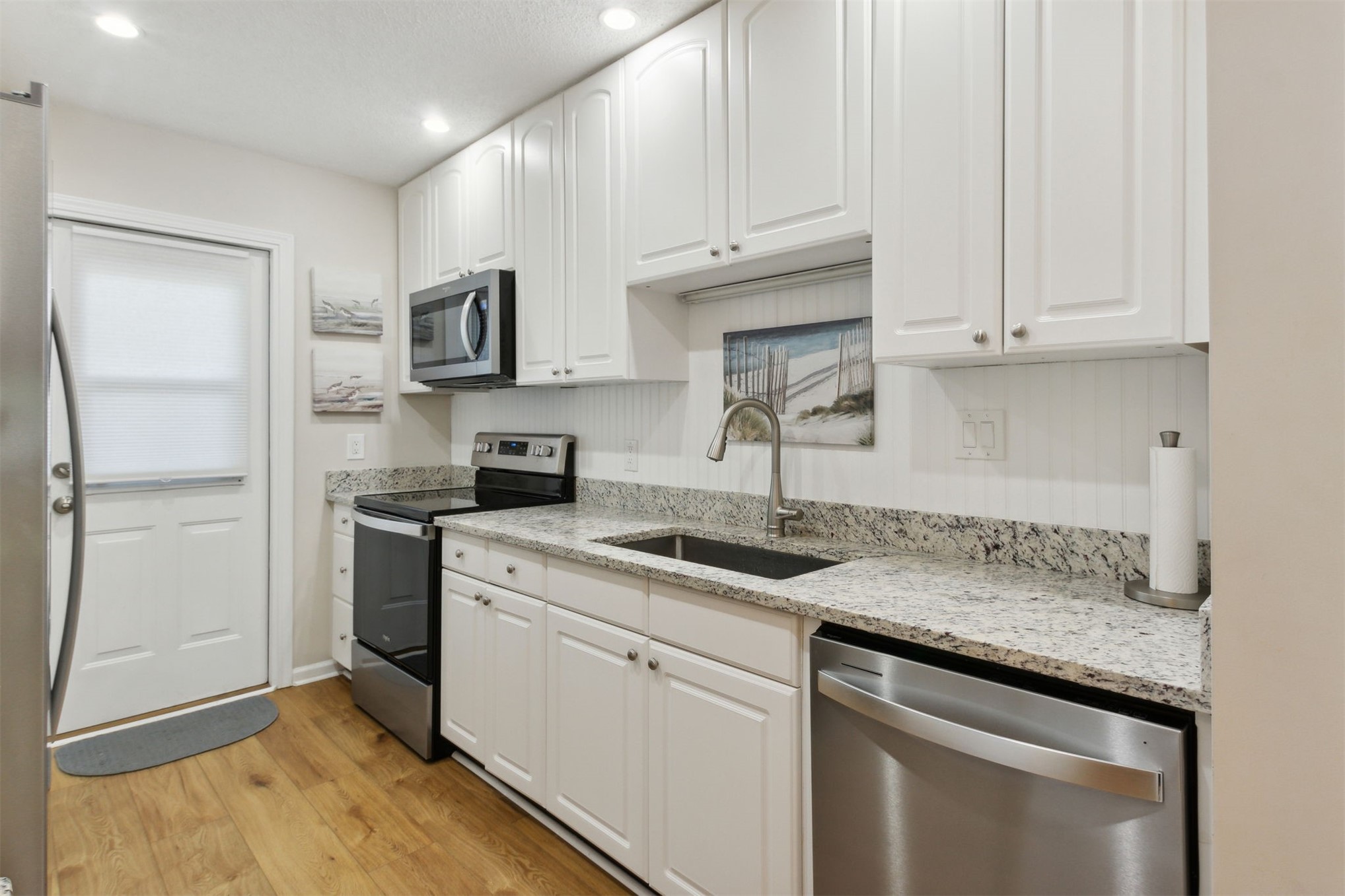 3304 SEA MARSH ROAD 3304