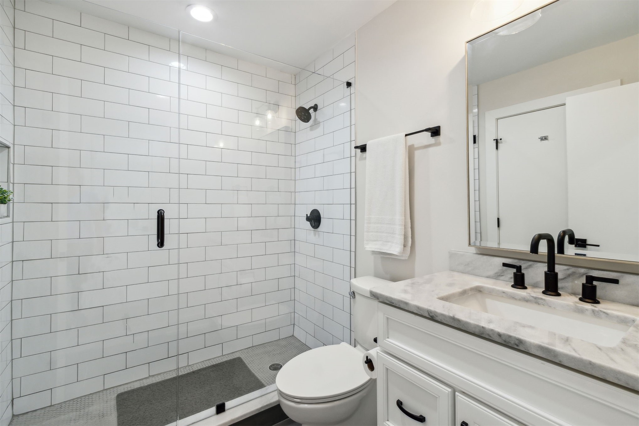 6539 SPYGLASS CIRCLE 6539