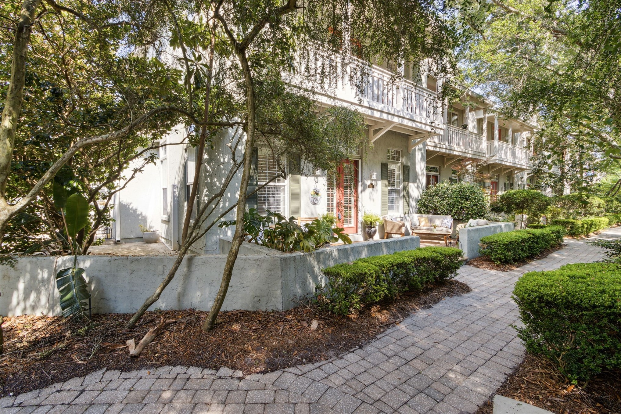 1533 GEDDES LANE