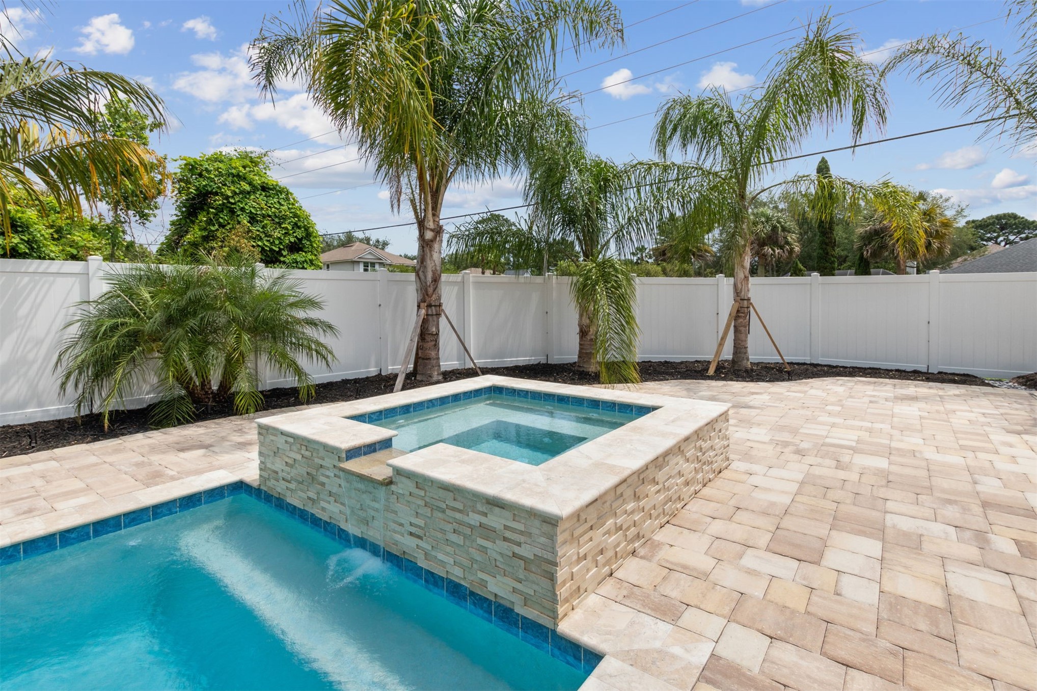 1919 REATTA LANE