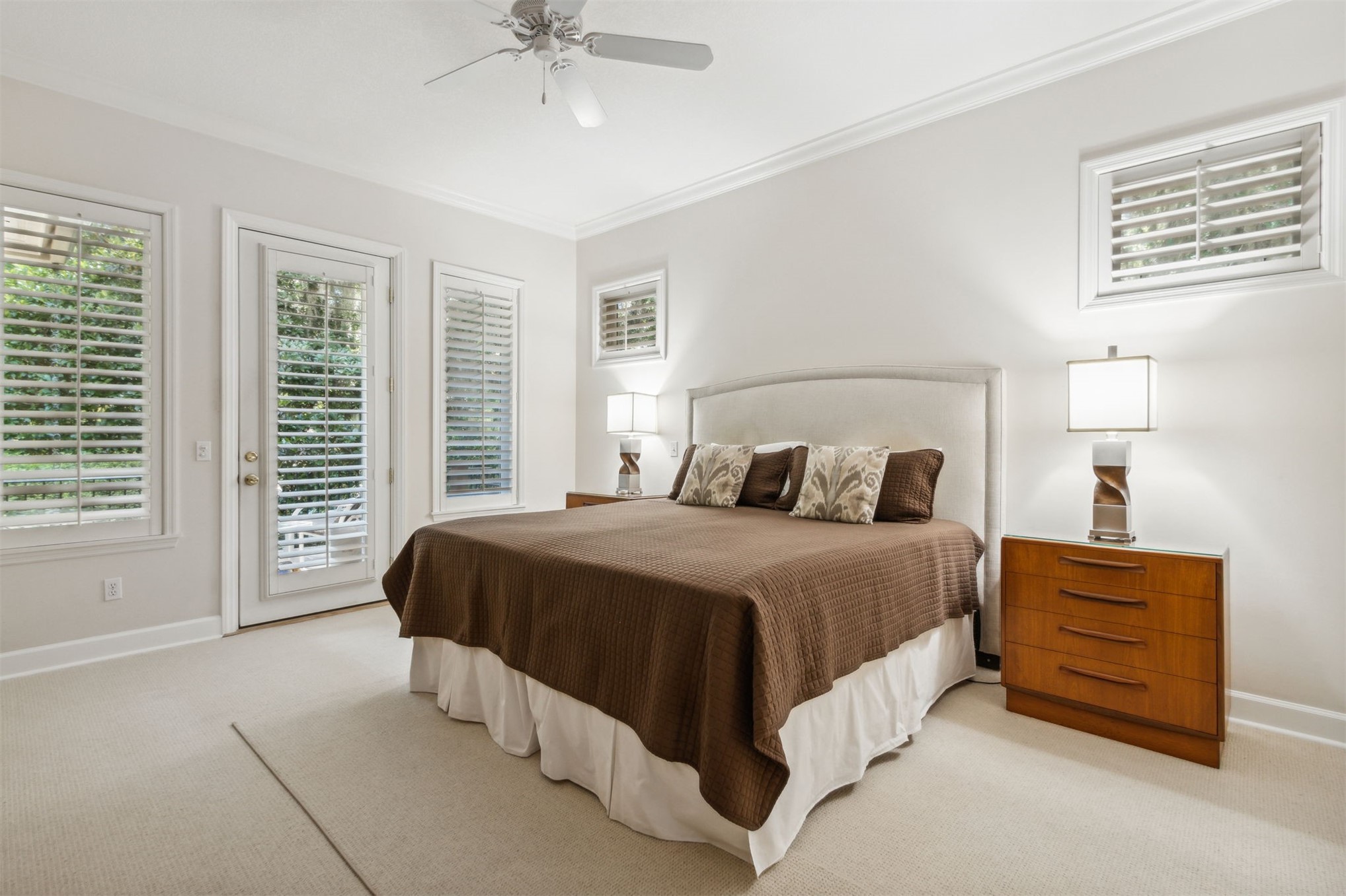 127 SEA MARSH ROAD