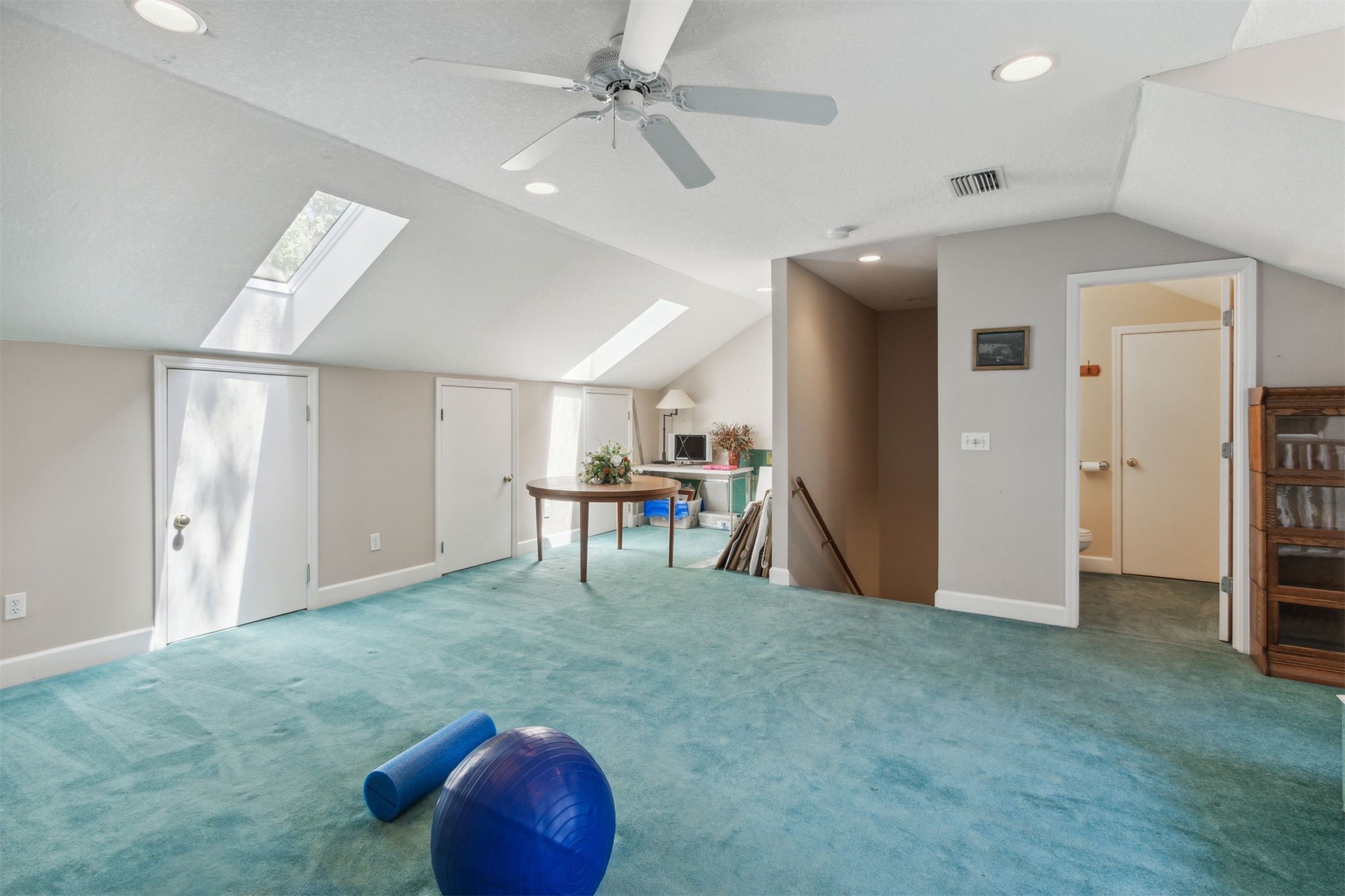 127 SEA MARSH ROAD