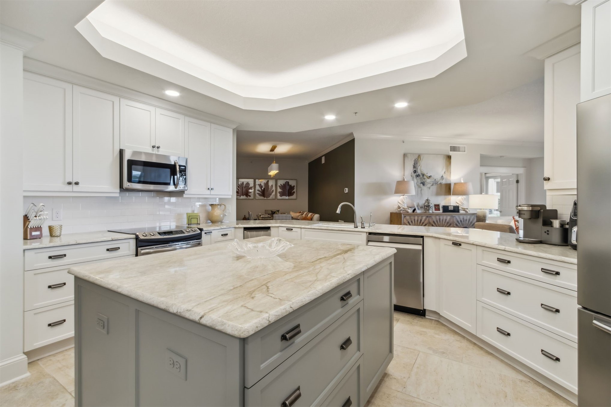 424 BEACHSIDE PLACE