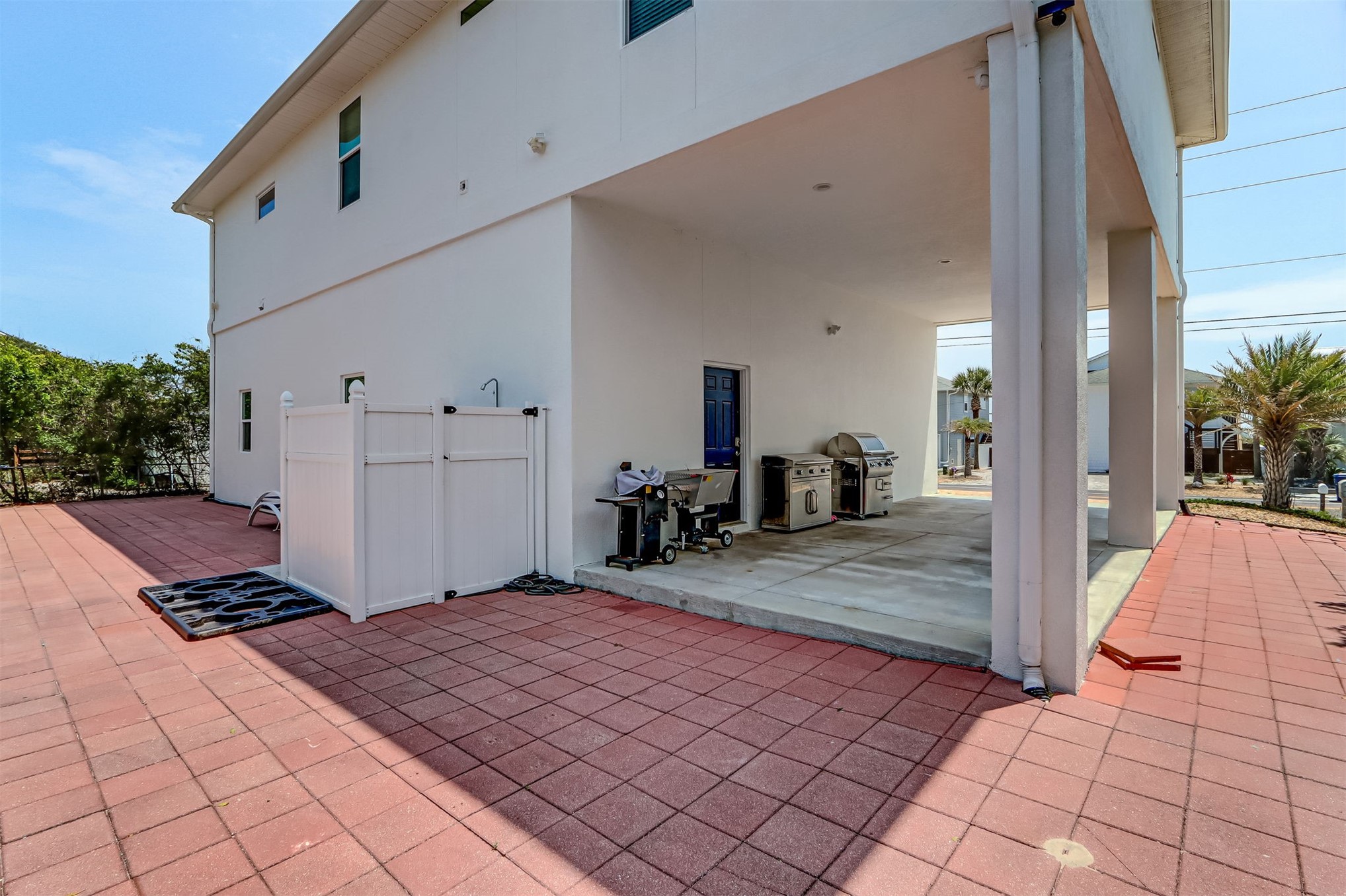 923 S FLETCHER AVENUE