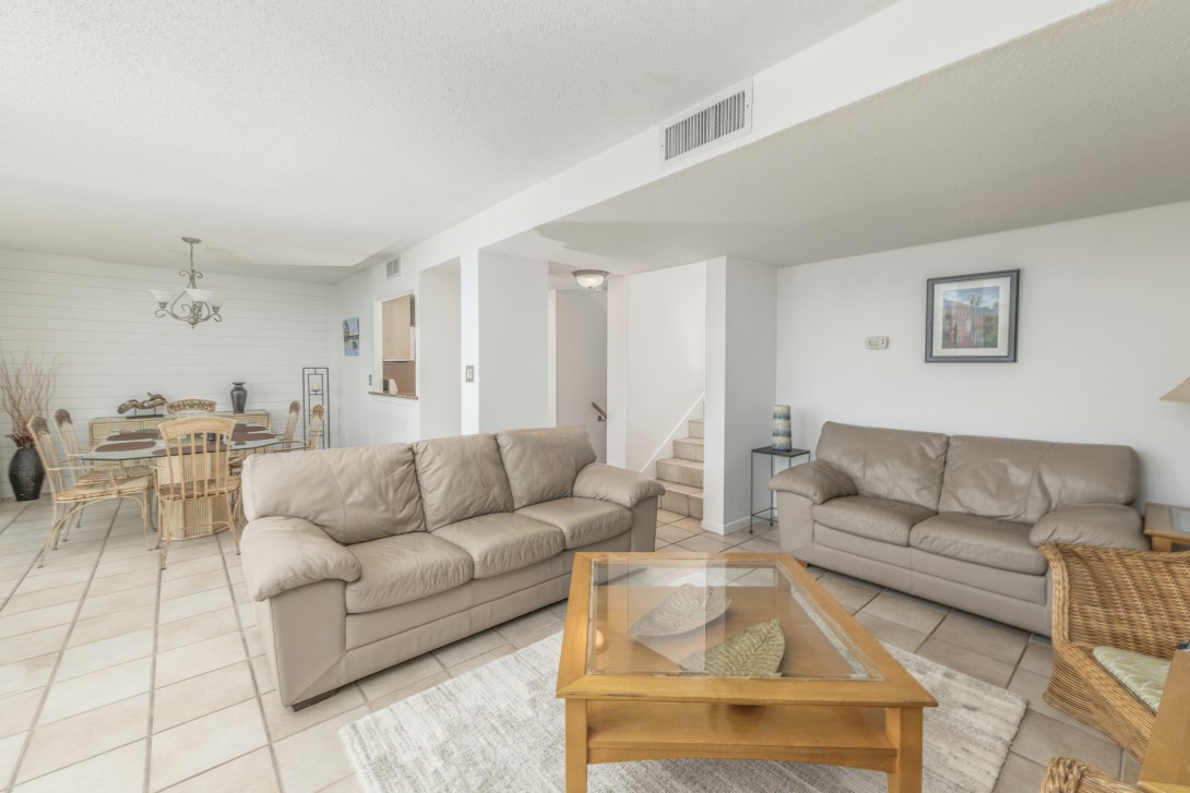 1007 CAPTAINS COURT DRIVE 1007