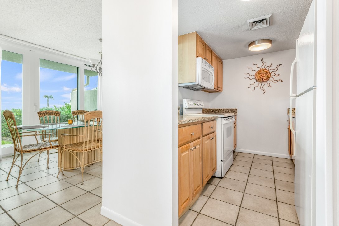 1007 CAPTAINS COURT DRIVE 1007