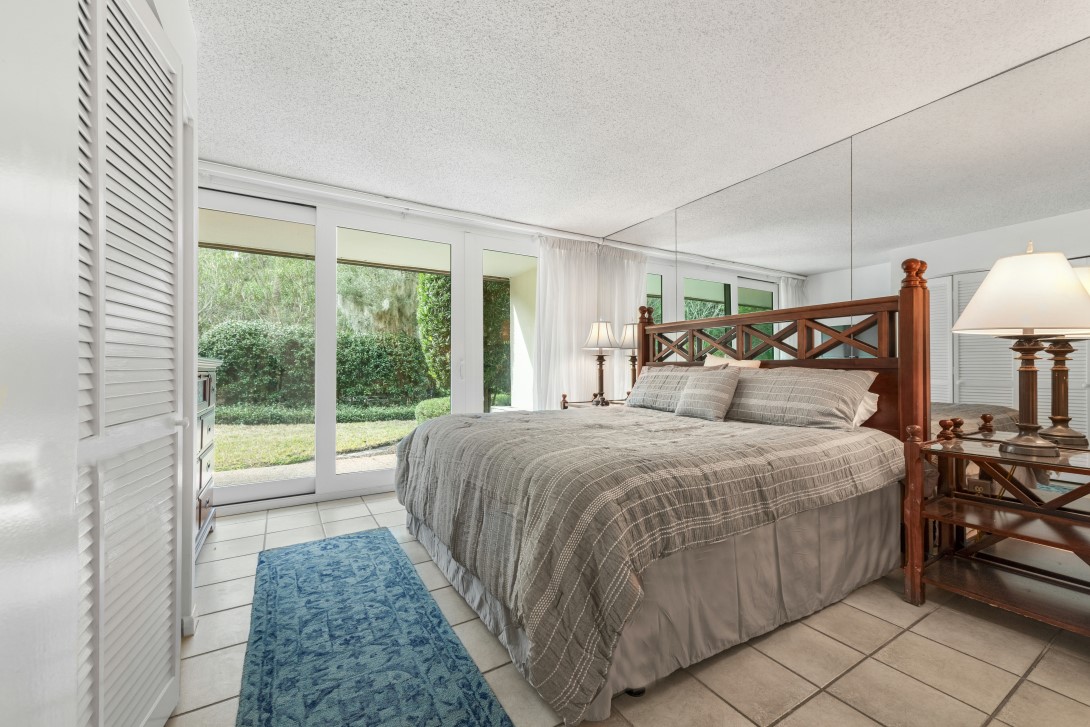 1007 CAPTAINS COURT DRIVE 1007