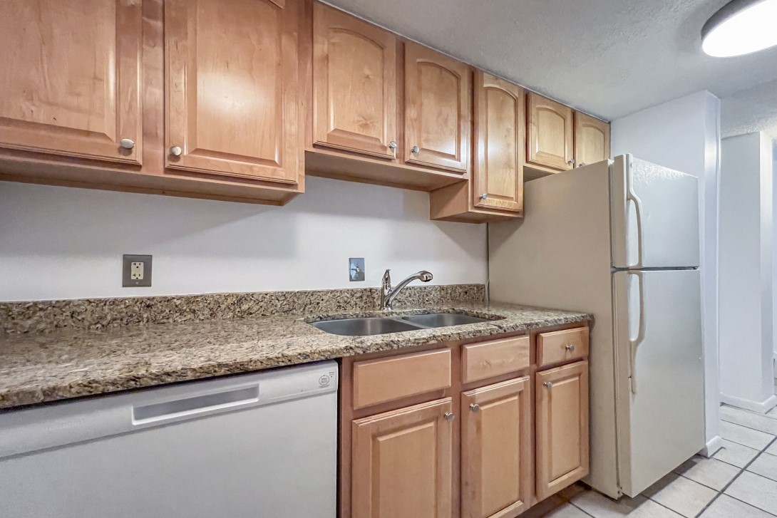 1007 CAPTAINS COURT DRIVE 1007