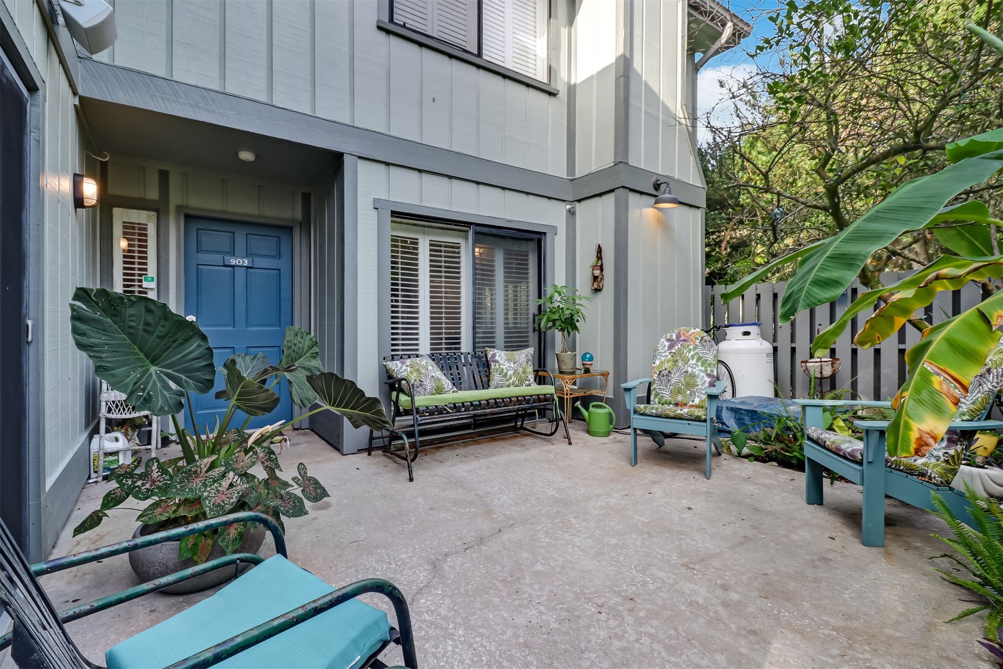 2700 MIZELL AVENUE 903