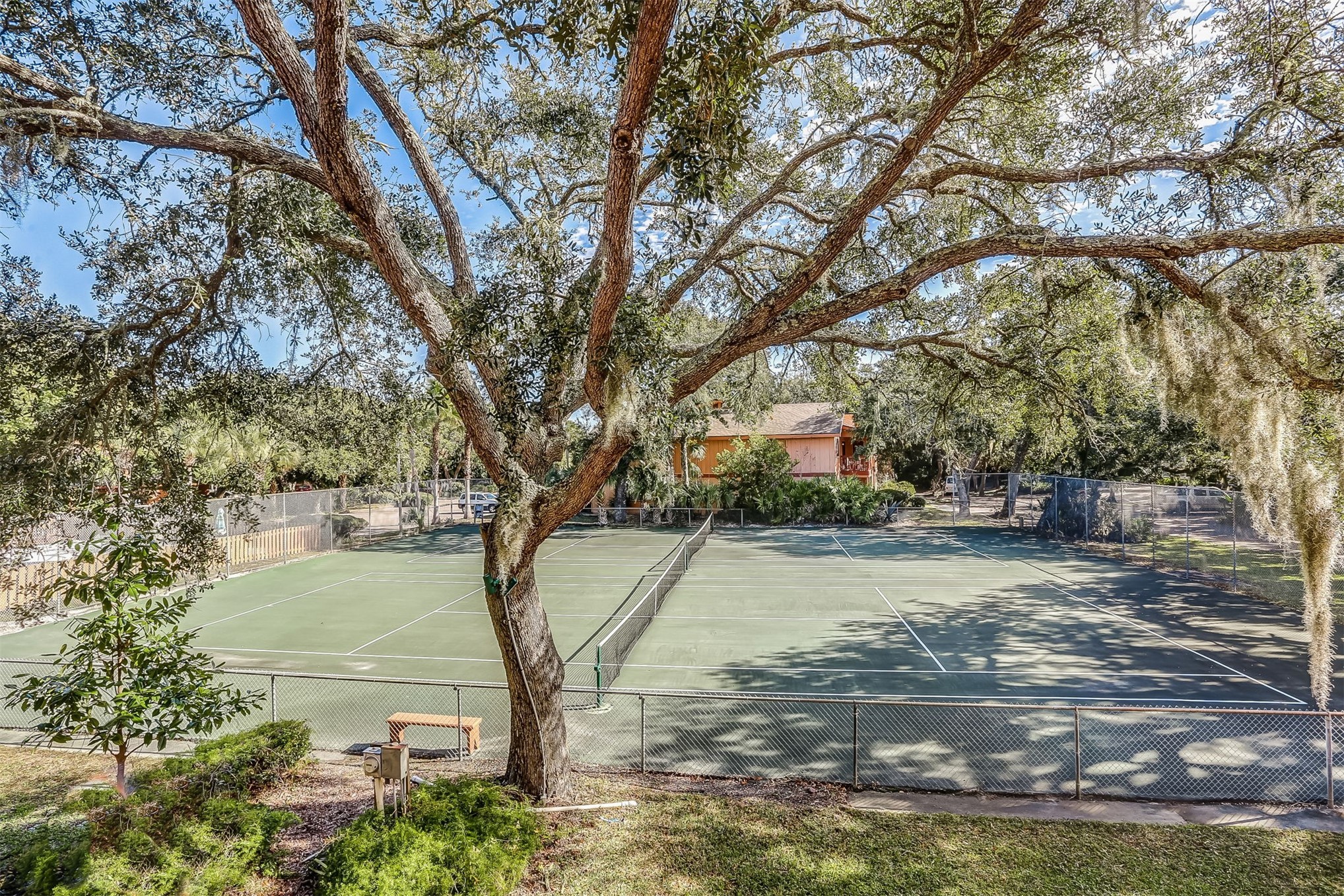 2700 MIZELL AVENUE 903