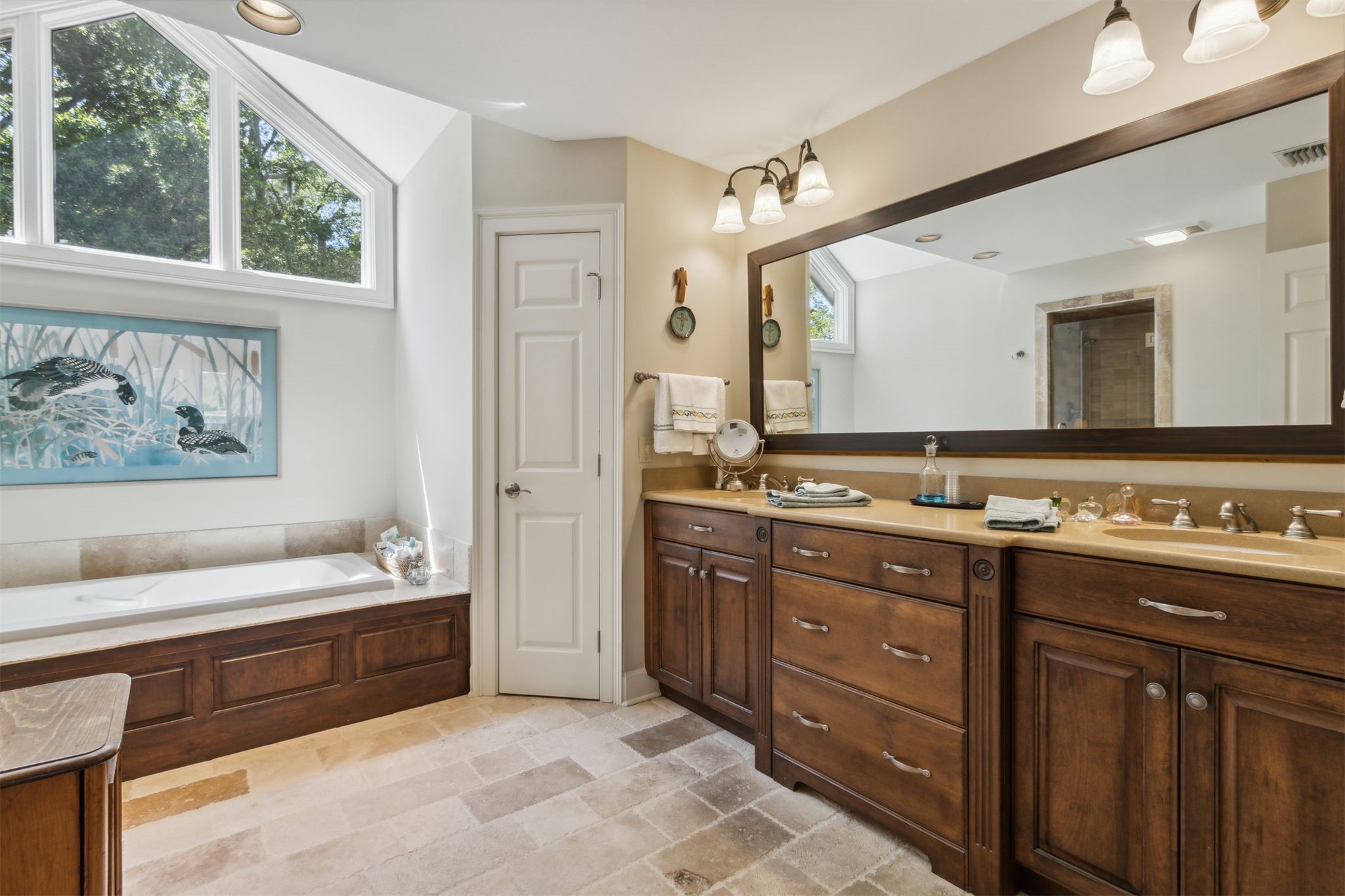 2413 BOXWOOD LANE