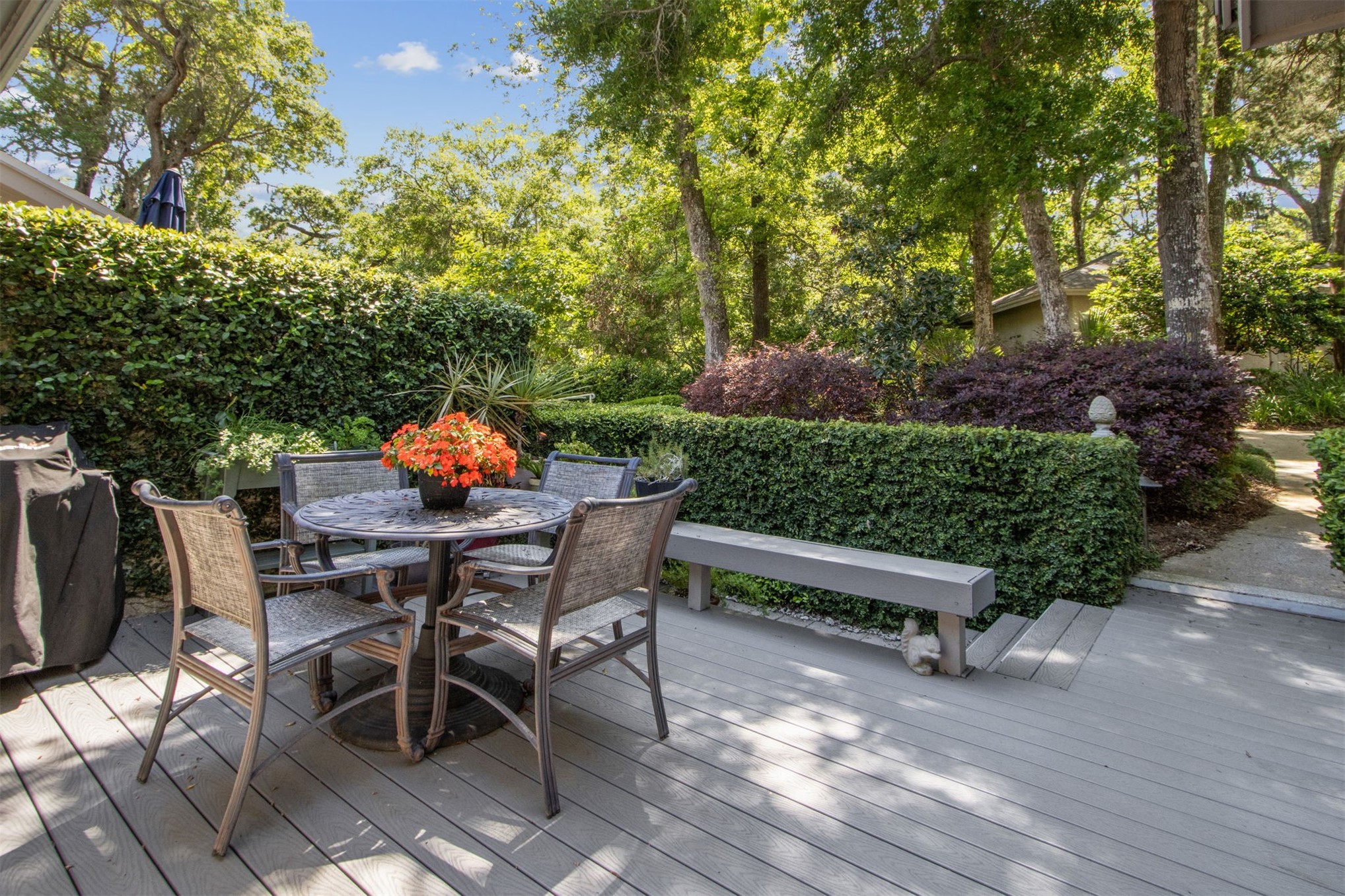 2413 BOXWOOD LANE
