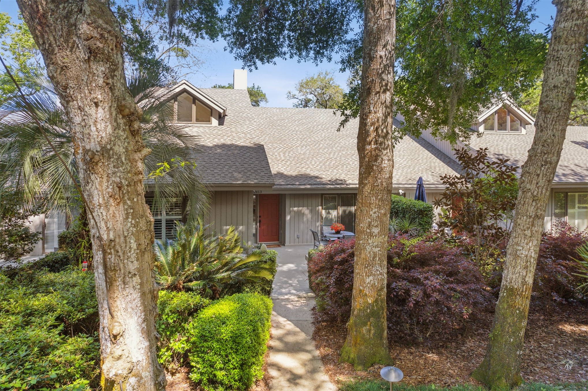 2413 BOXWOOD LANE
