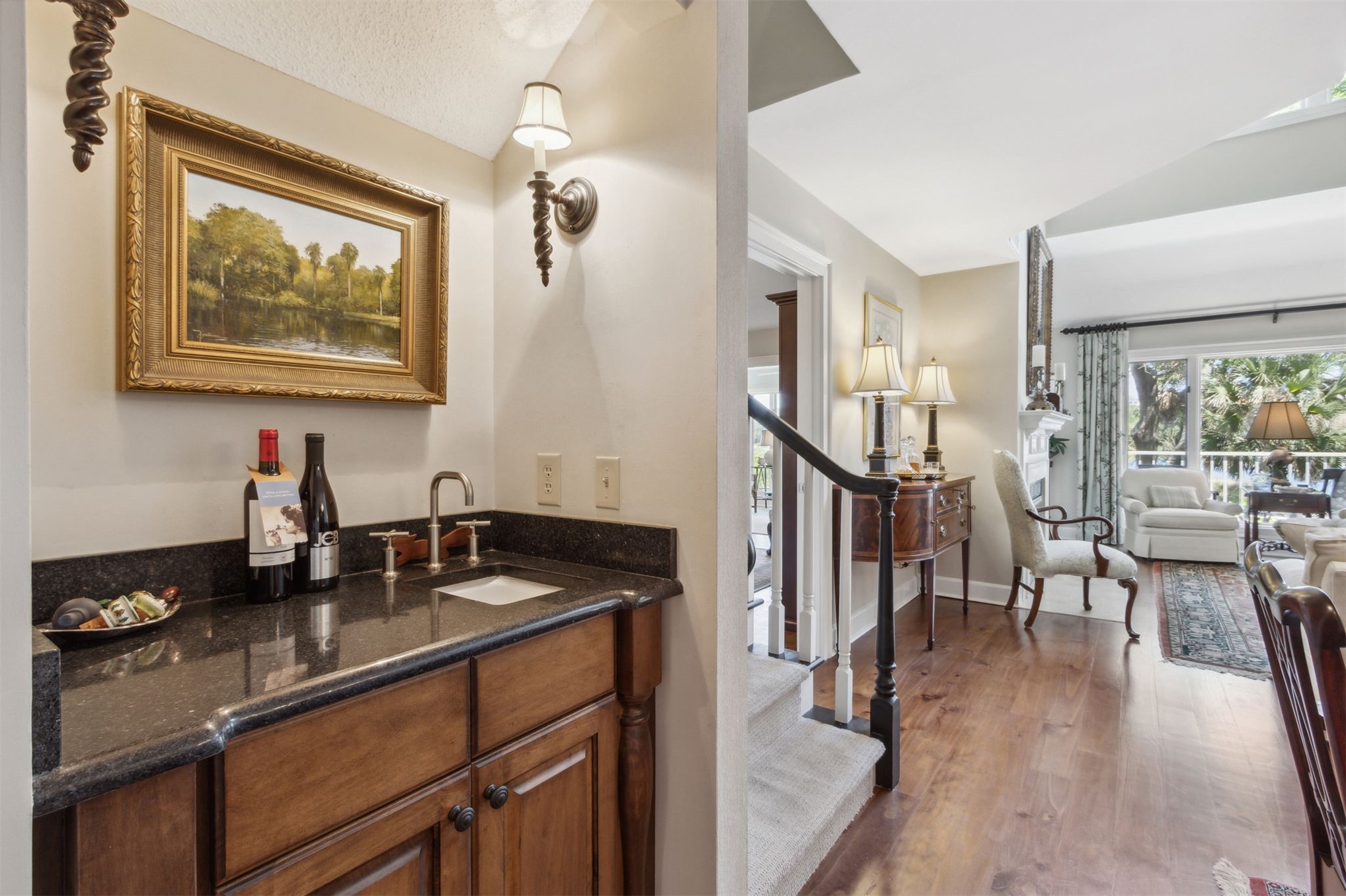 2413 BOXWOOD LANE