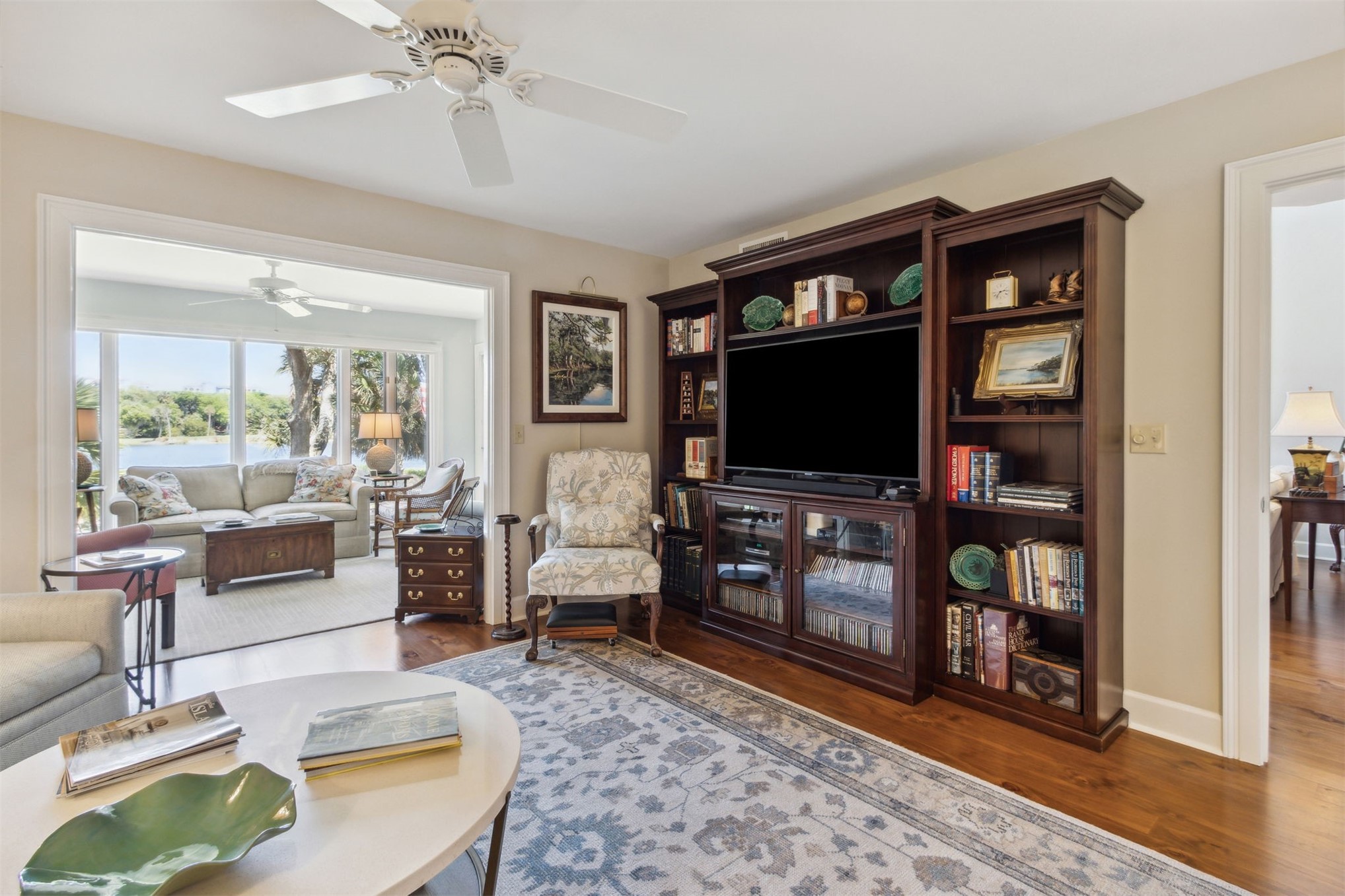 2413 BOXWOOD LANE