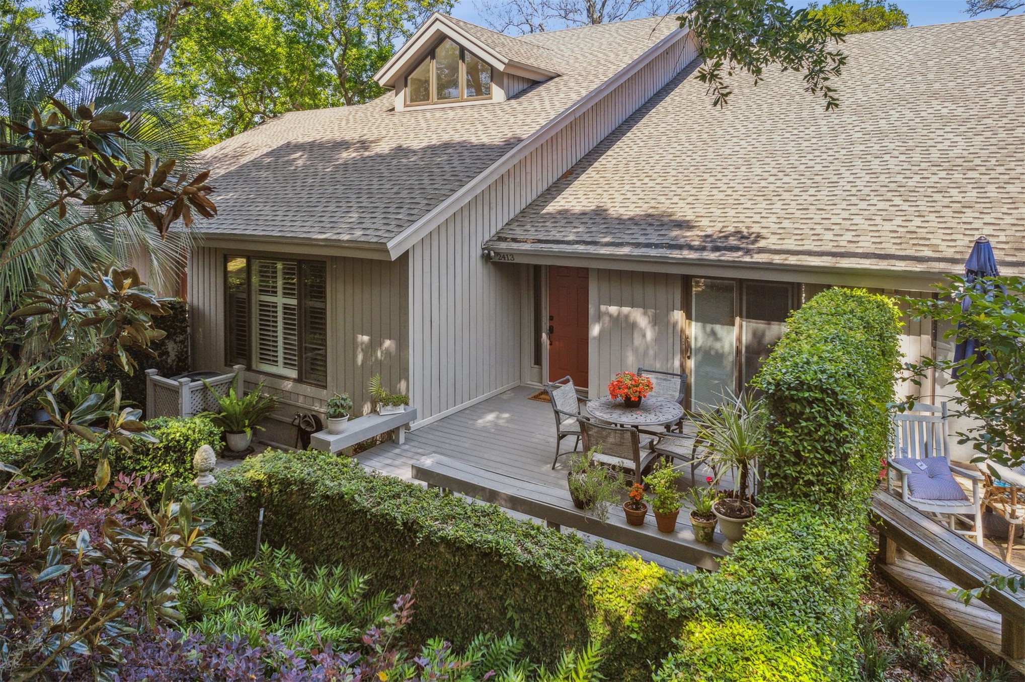 2413 BOXWOOD LANE