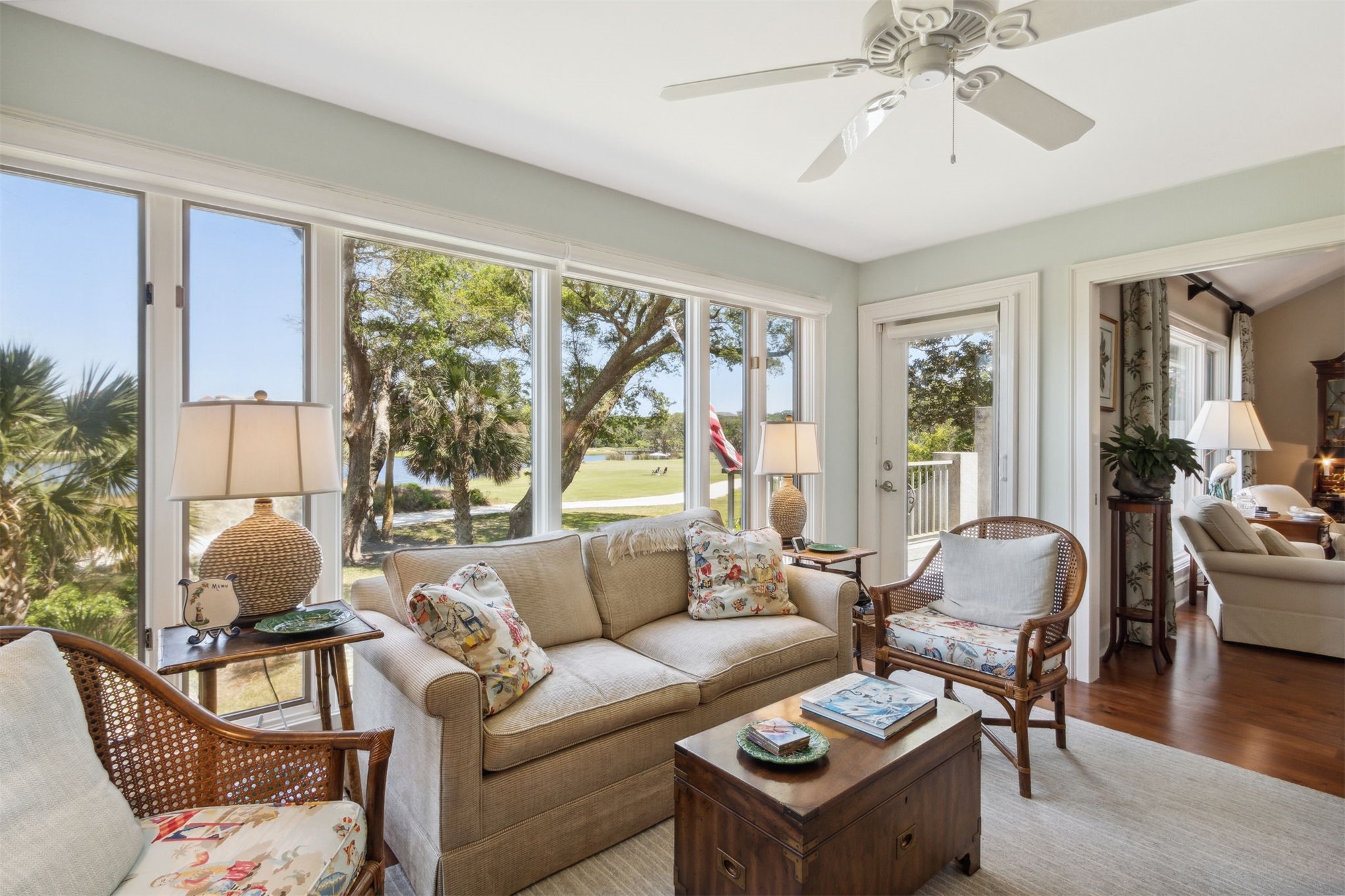 2413 BOXWOOD LANE