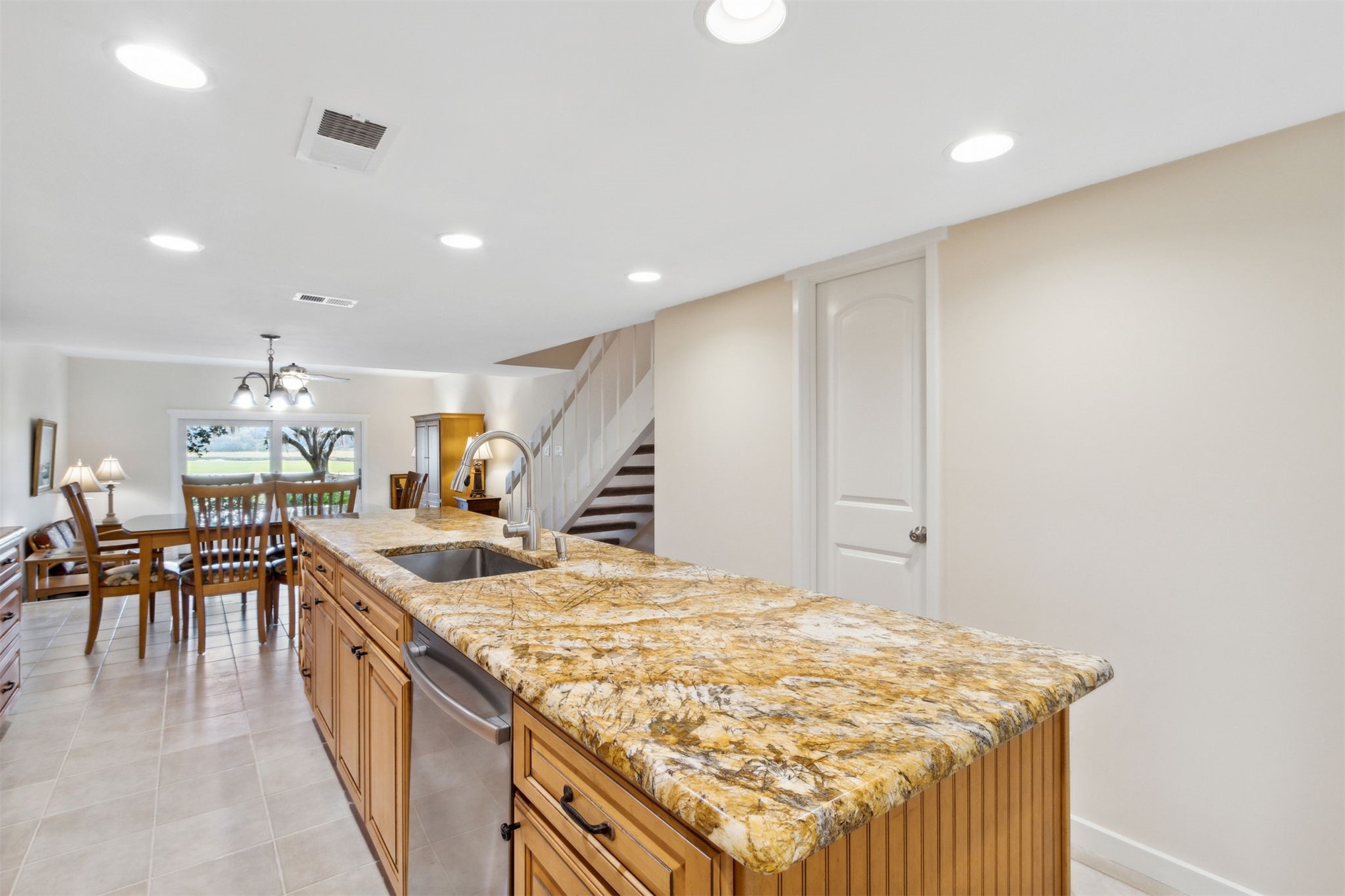 3041 SEA MARSH ROAD 3041