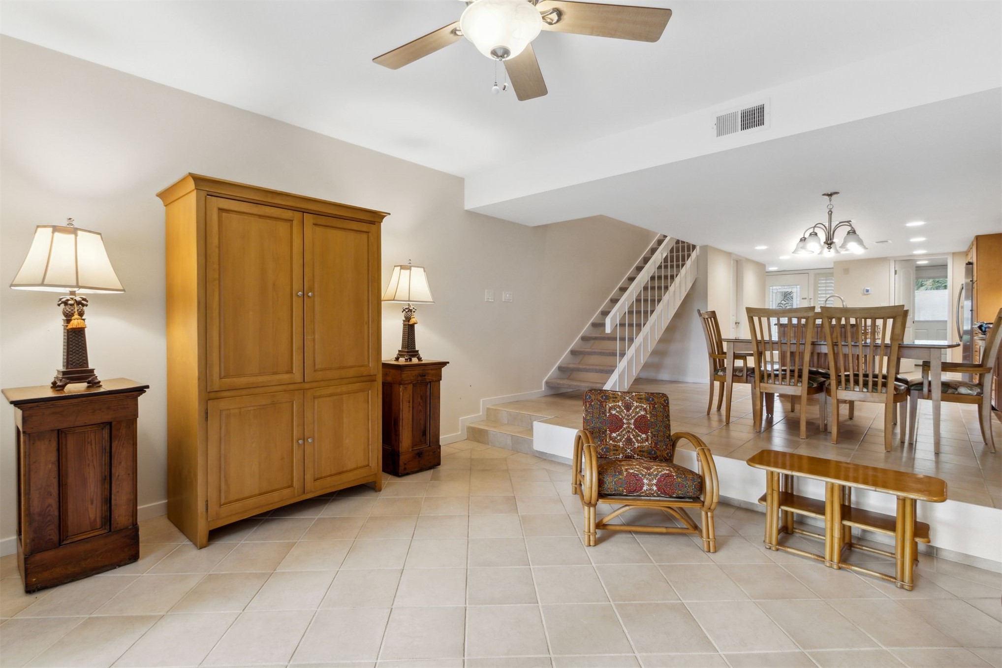 3041 SEA MARSH ROAD 3041