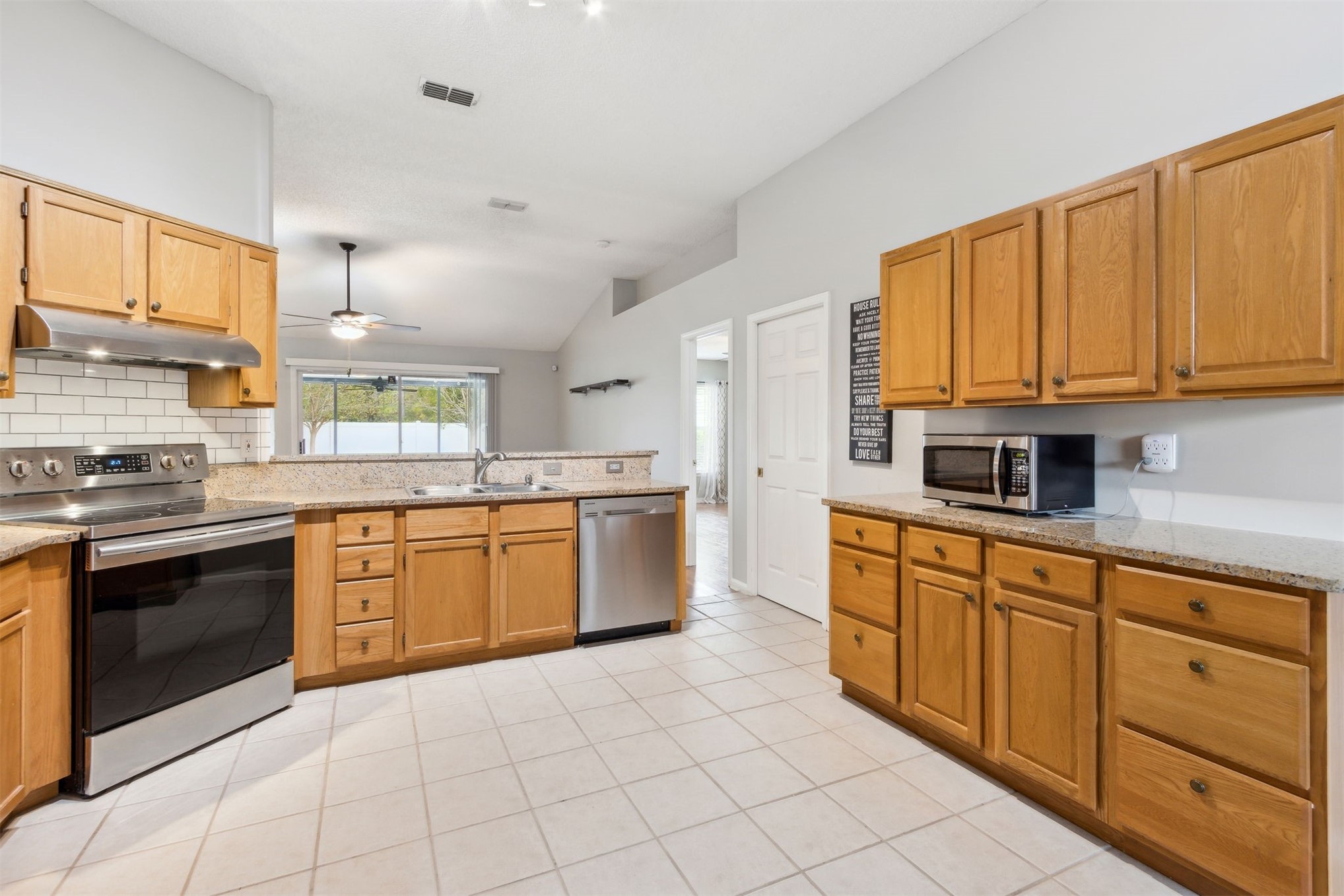 24036 CREEK PARKE CIRCLE