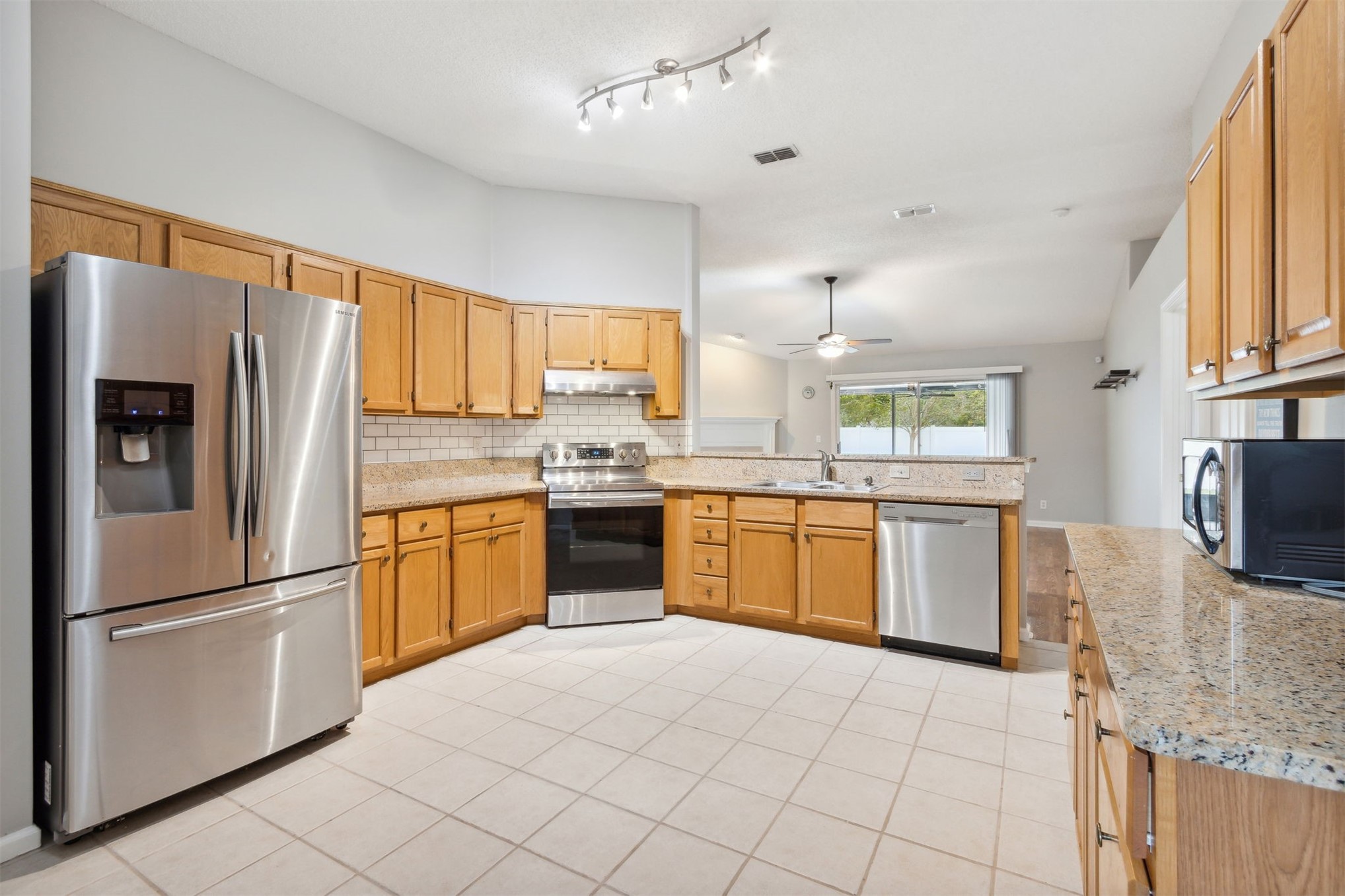 24036 CREEK PARKE CIRCLE
