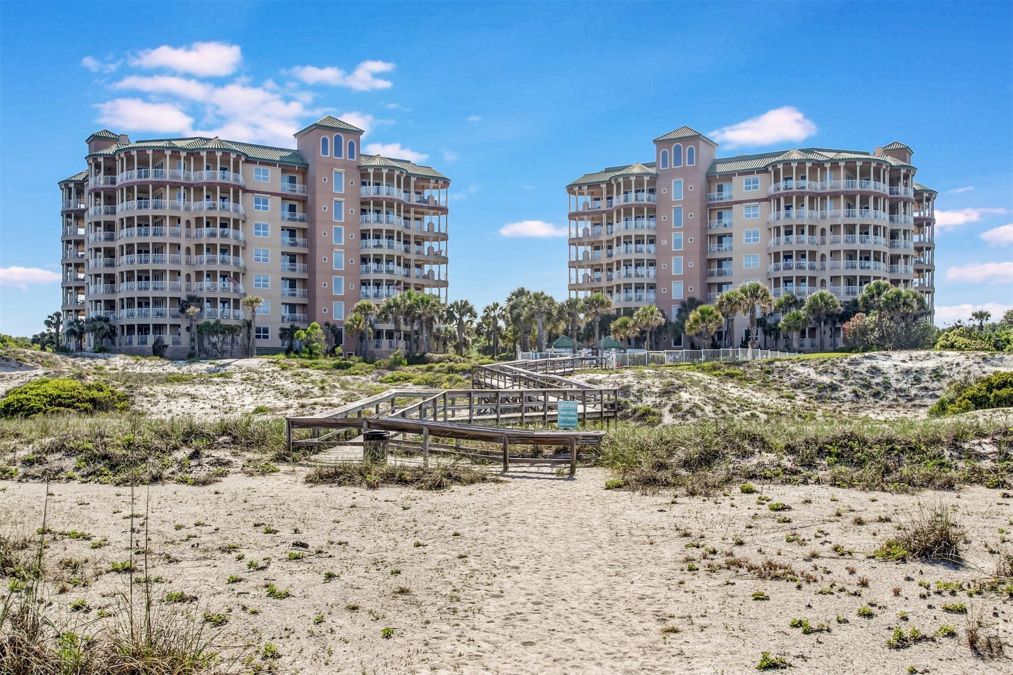 719 OCEAN CLUB PLACE 719