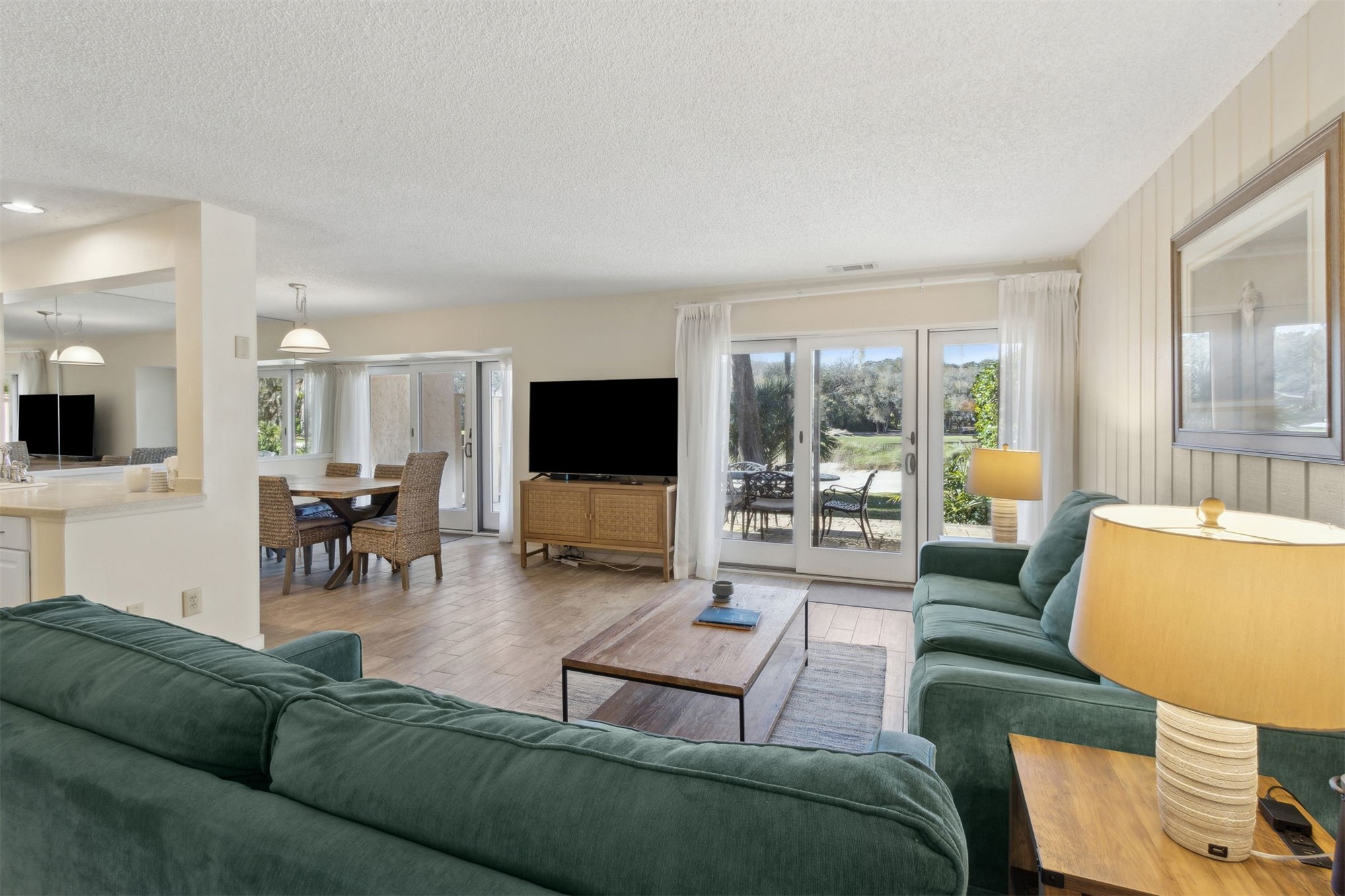 2098 BEACH WOOD ROAD 2098