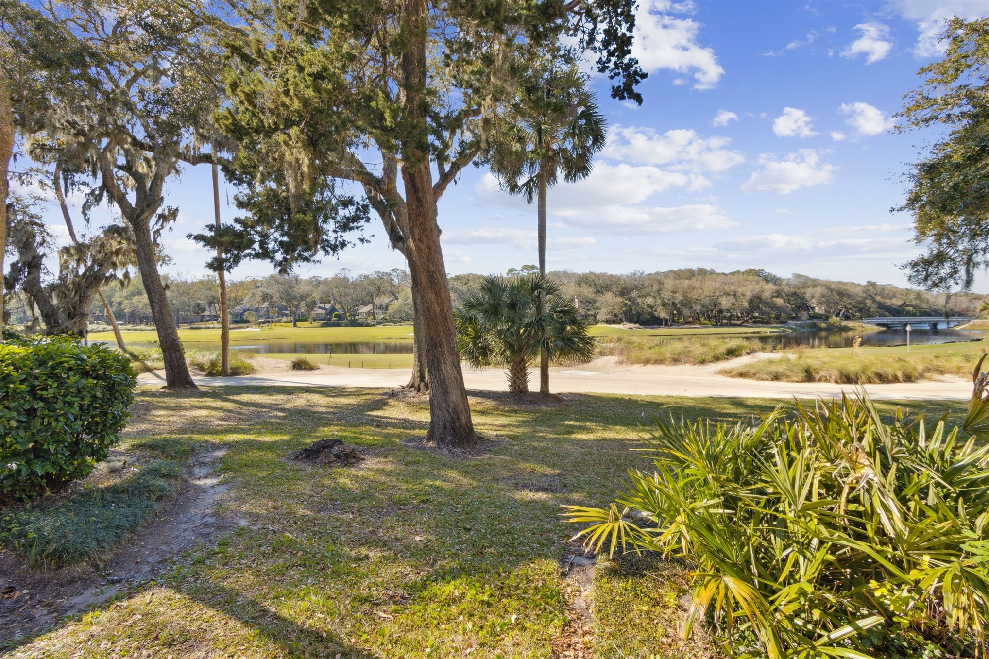 2098 BEACH WOOD ROAD 2098