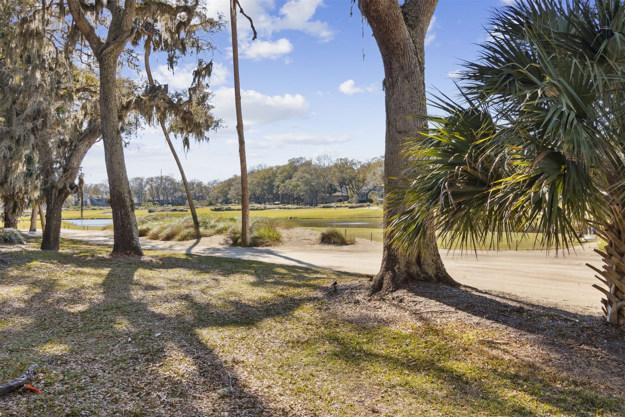 2098 BEACH WOOD ROAD 2098
