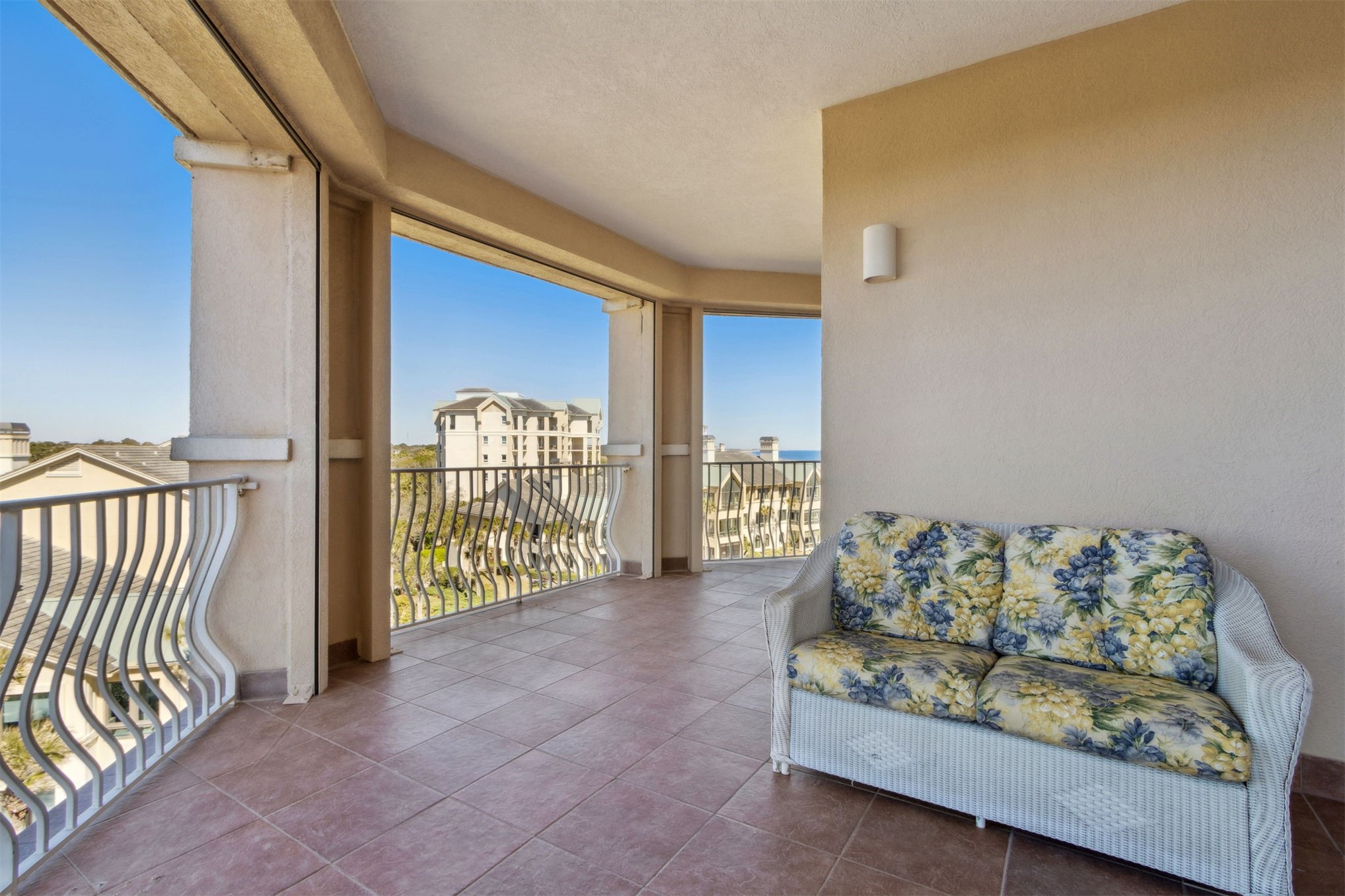 457 BEACHSIDE PLACE 457