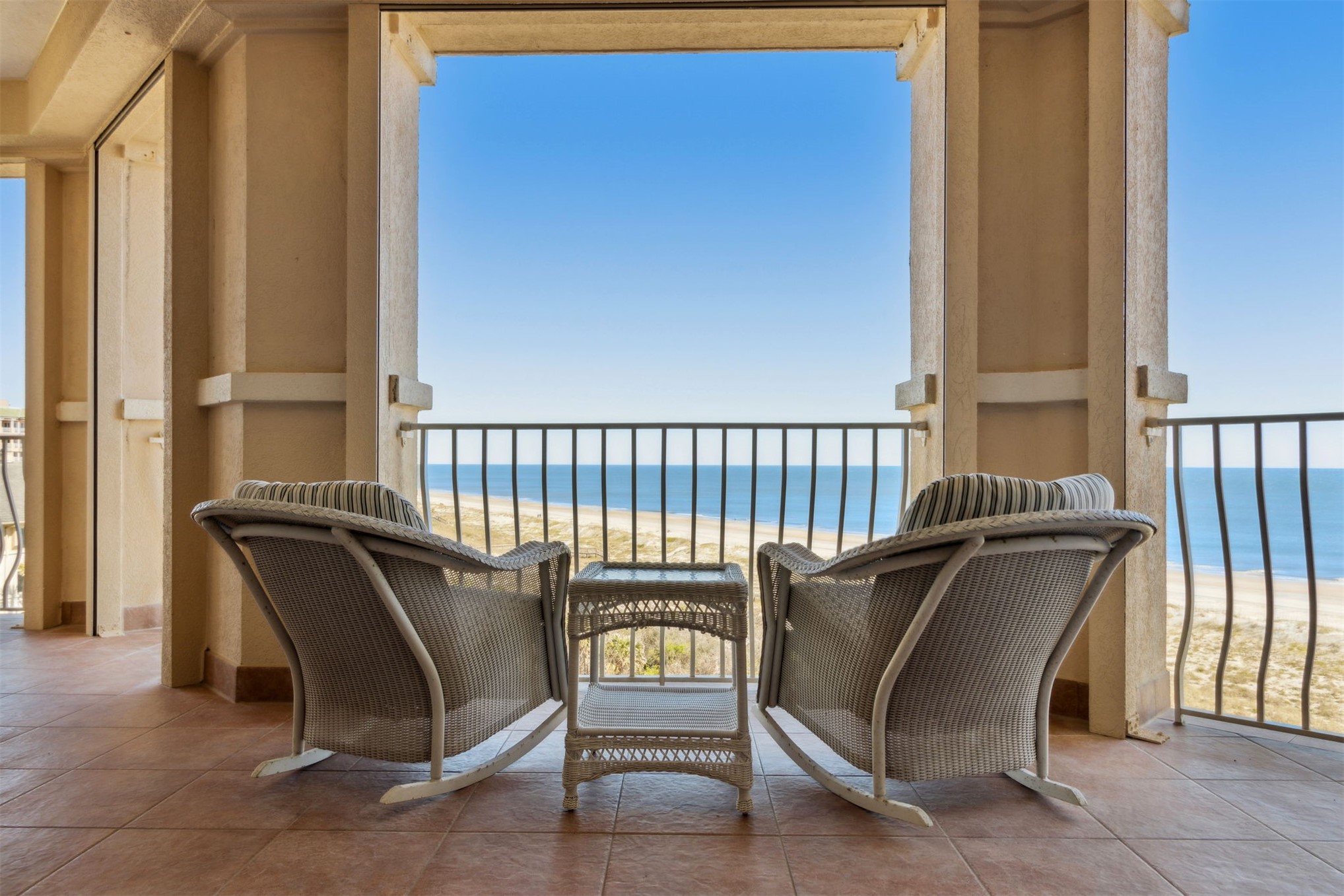457 BEACHSIDE PLACE 457