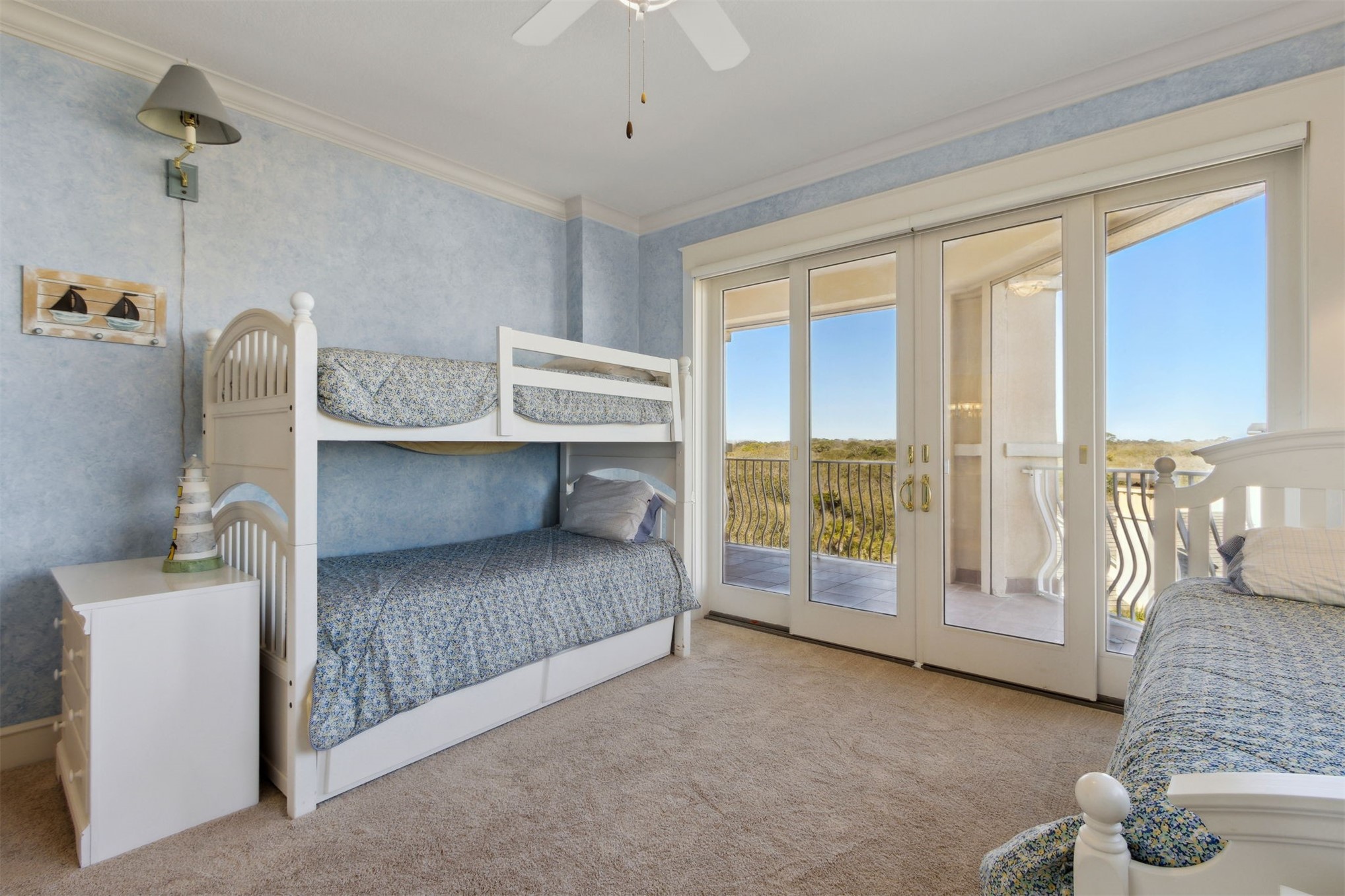 457 BEACHSIDE PLACE 457