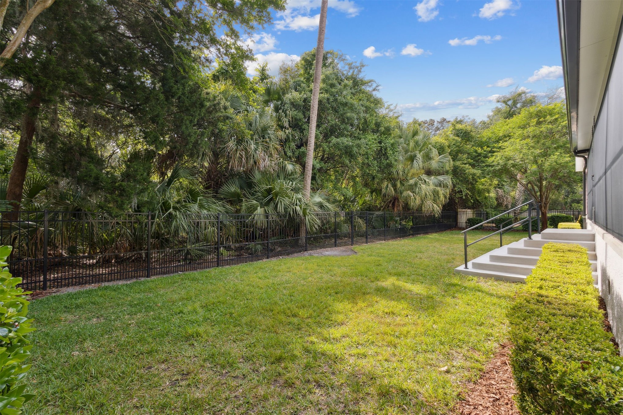 494 CROSSWIND DRIVE