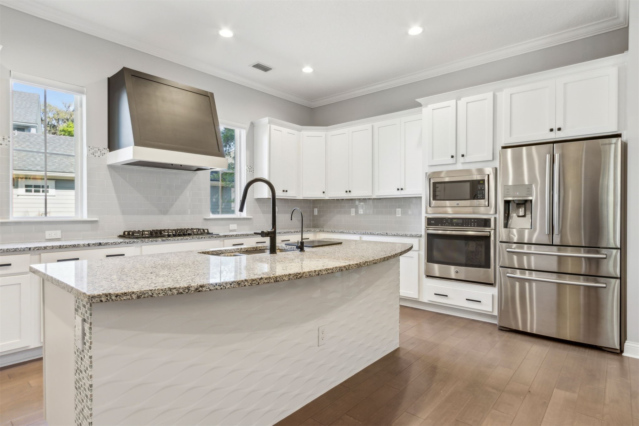 29243 GRANDVIEW MANOR