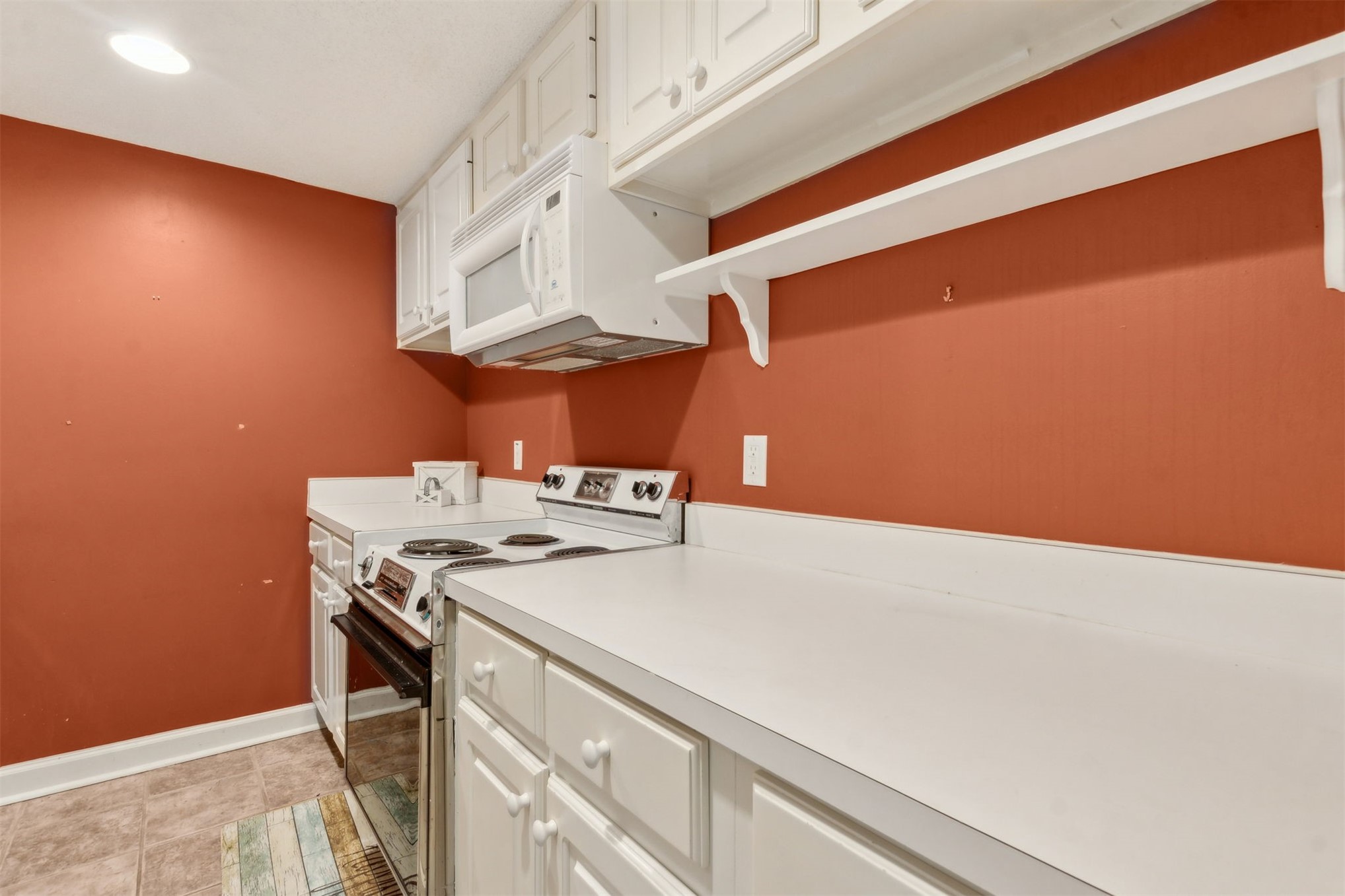 1122 BEACH WALKER ROAD 1122