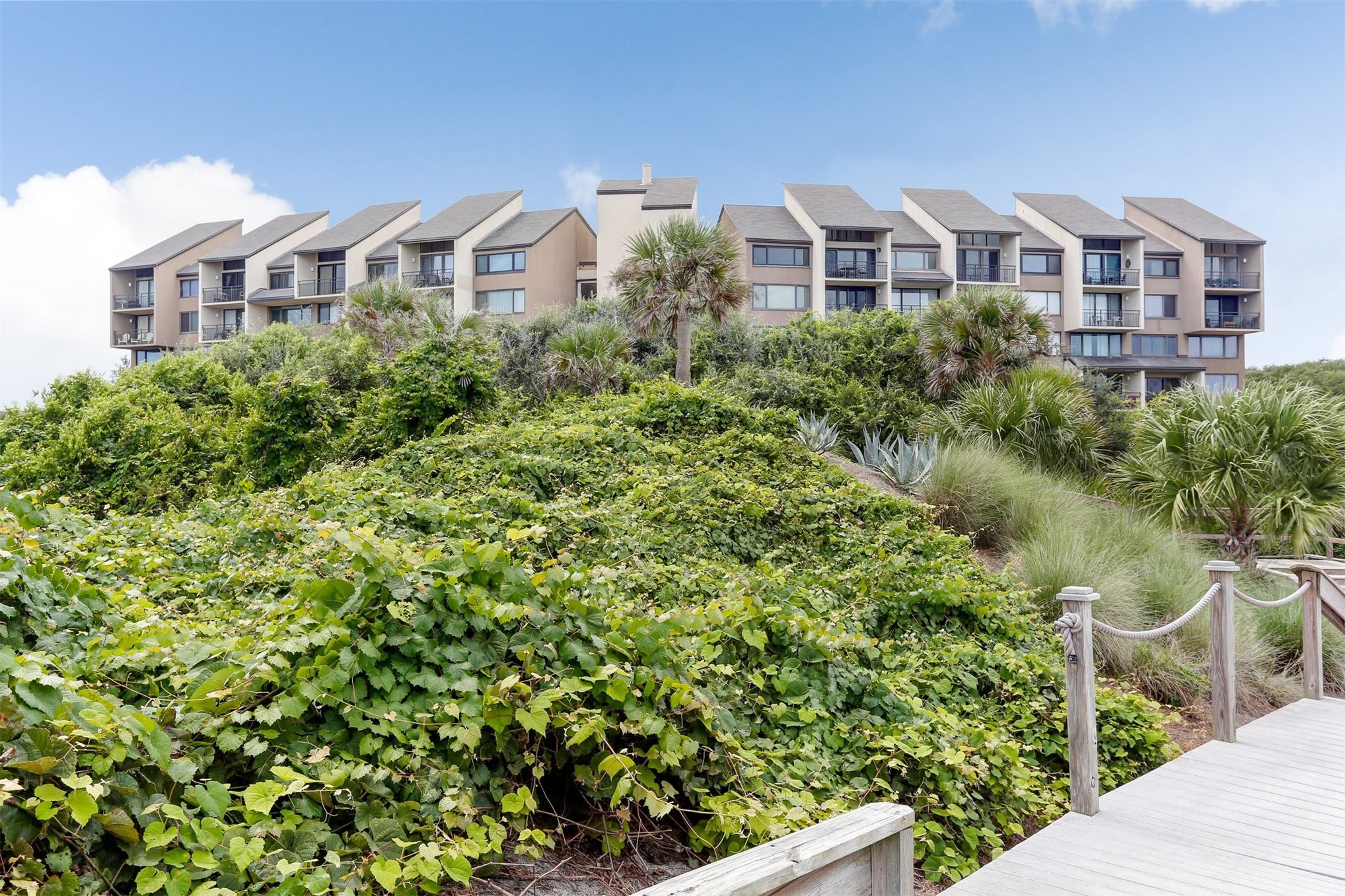 1122 BEACH WALKER ROAD 1122