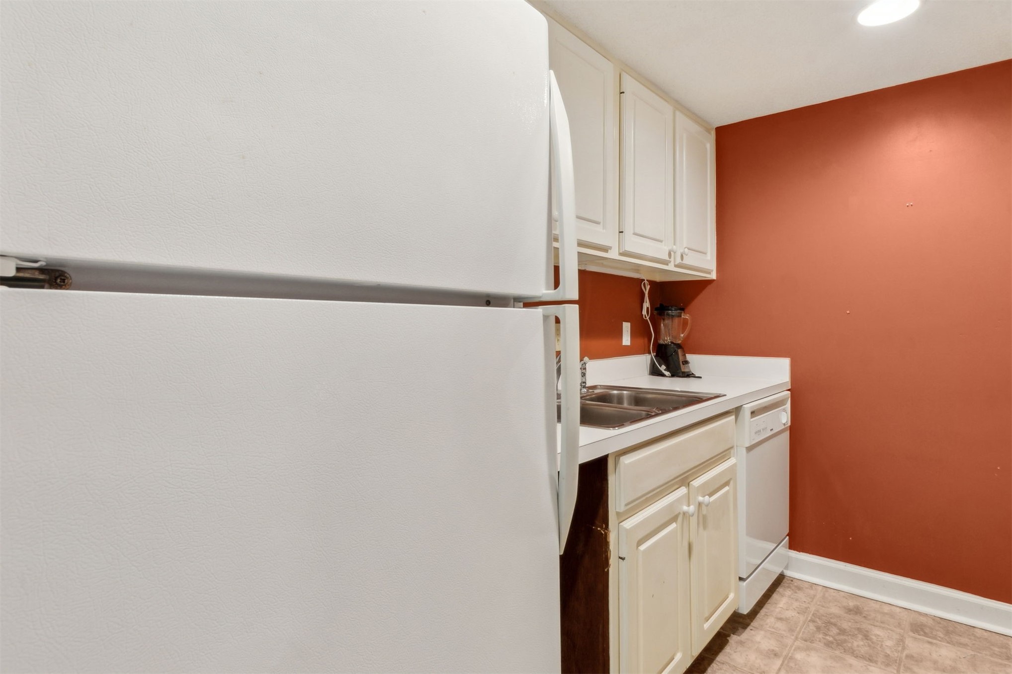 1122 BEACH WALKER ROAD 1122