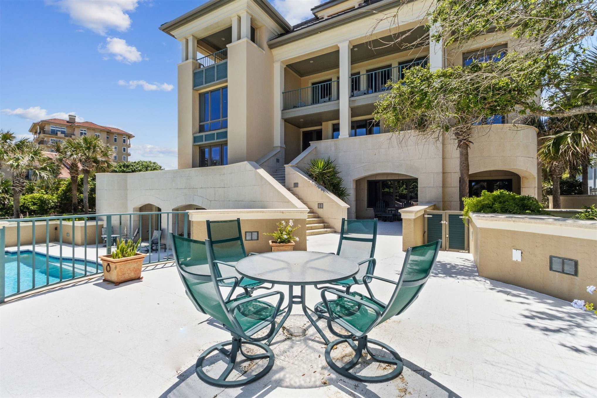 28 DUNES ROW