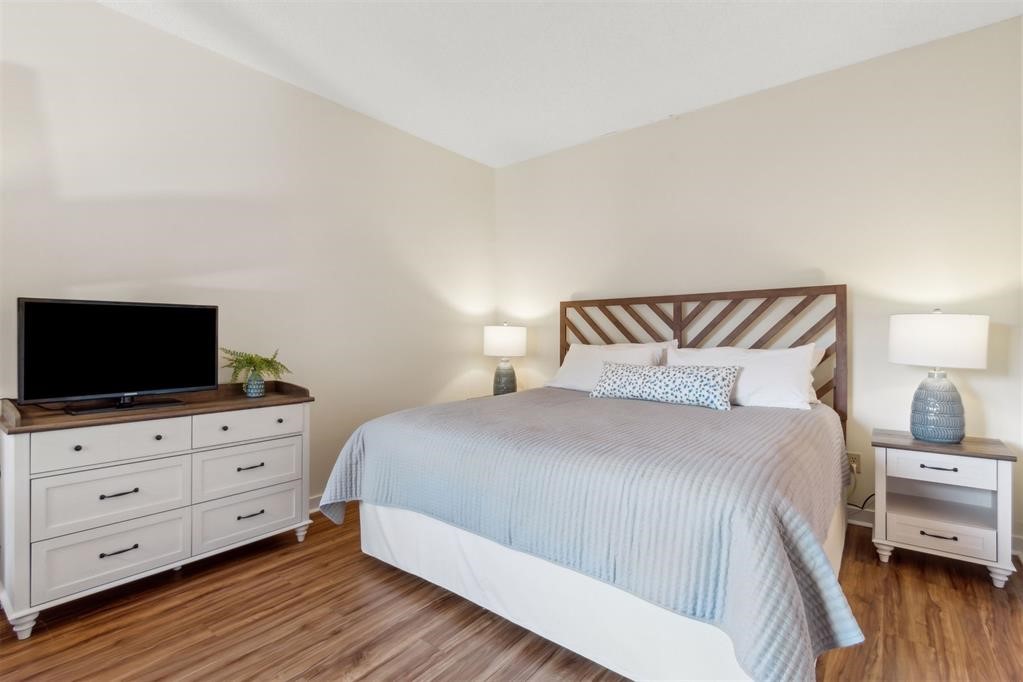2317 & 2319 BOXWOOD LANE 2317