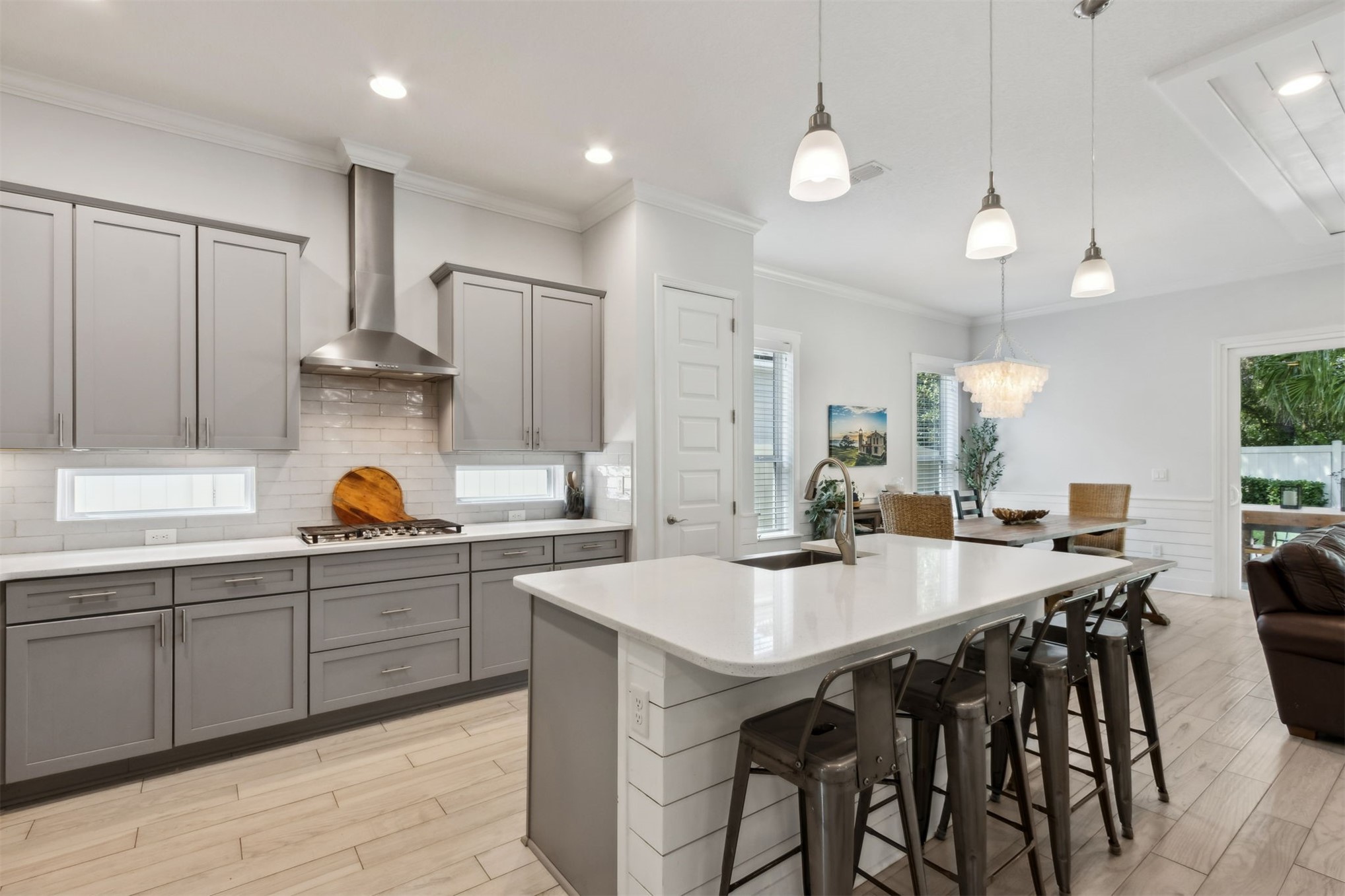 2815 TURTLE SHORES DRIVE
