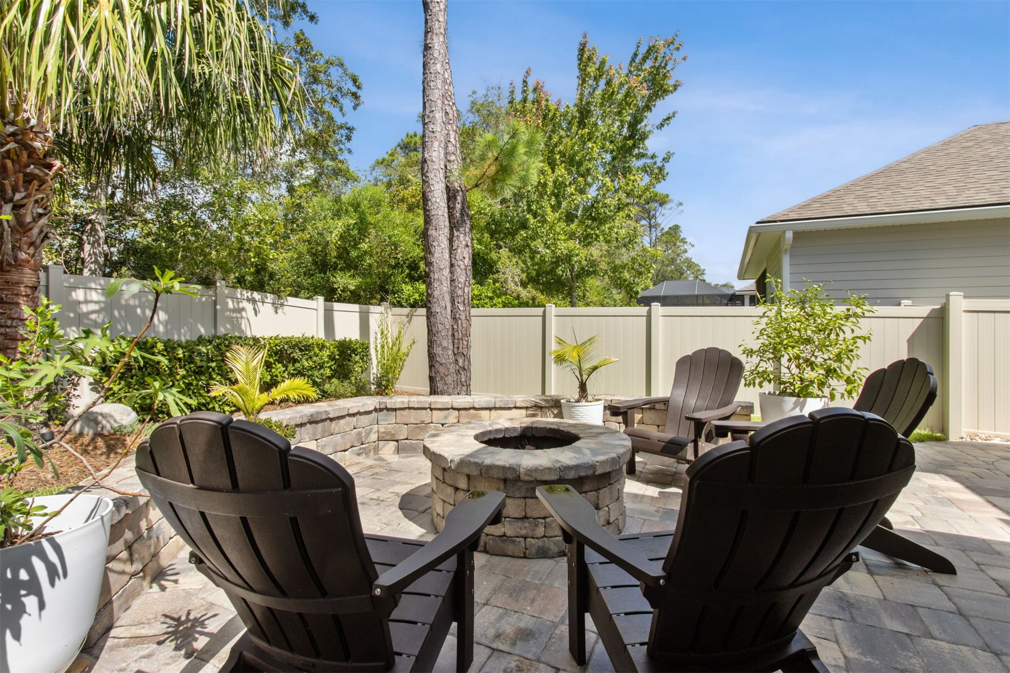 2815 TURTLE SHORES DRIVE