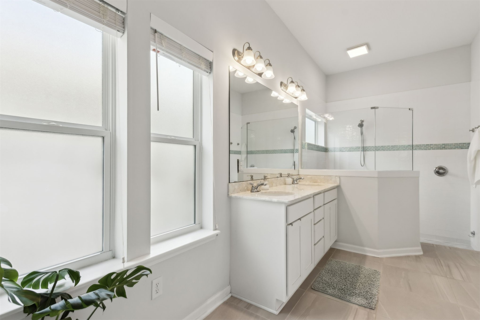 2815 TURTLE SHORES DRIVE