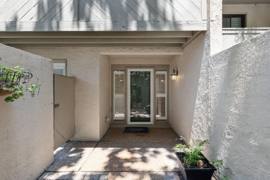 3036 SEA MARSH ROAD 3036