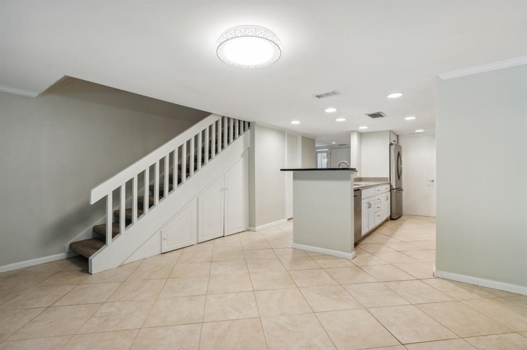 3036 SEA MARSH ROAD 3036