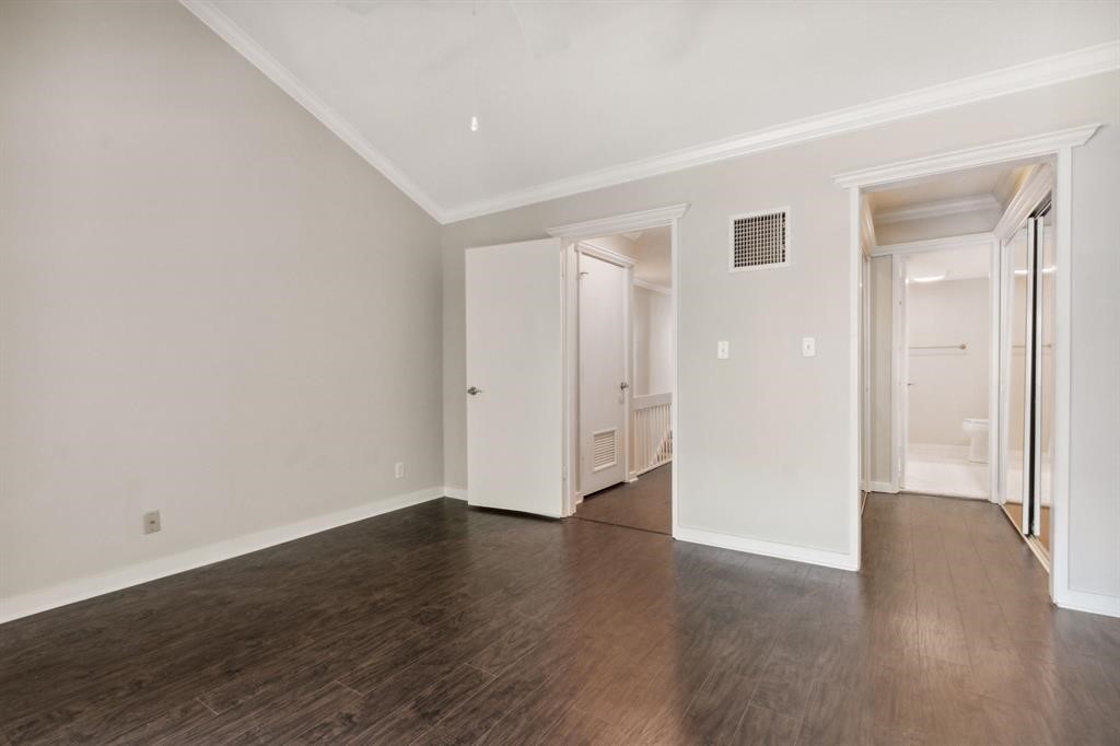 3036 SEA MARSH ROAD 3036